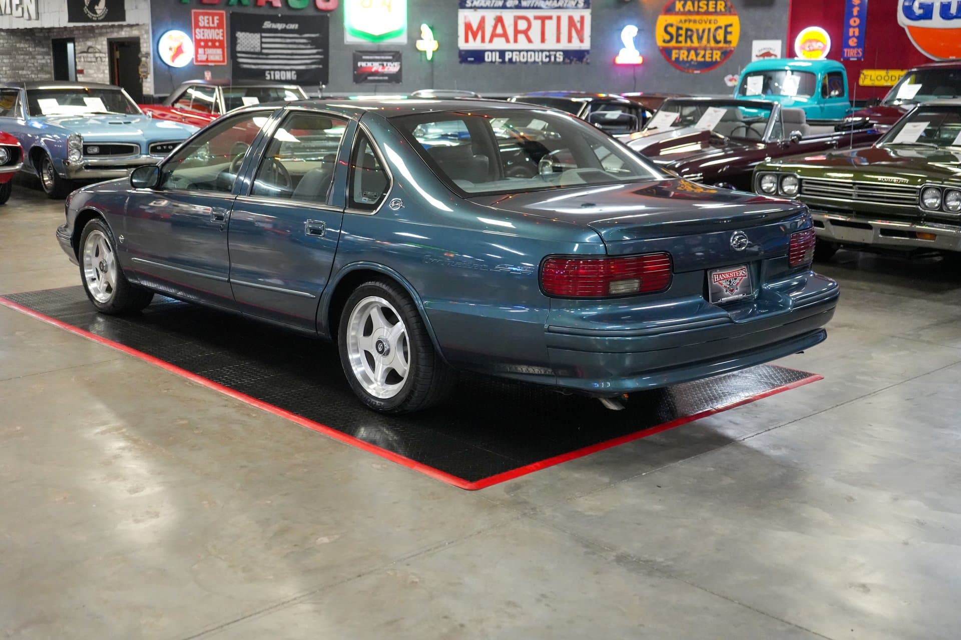 1996 Chevrolet Impala SS — photo 2