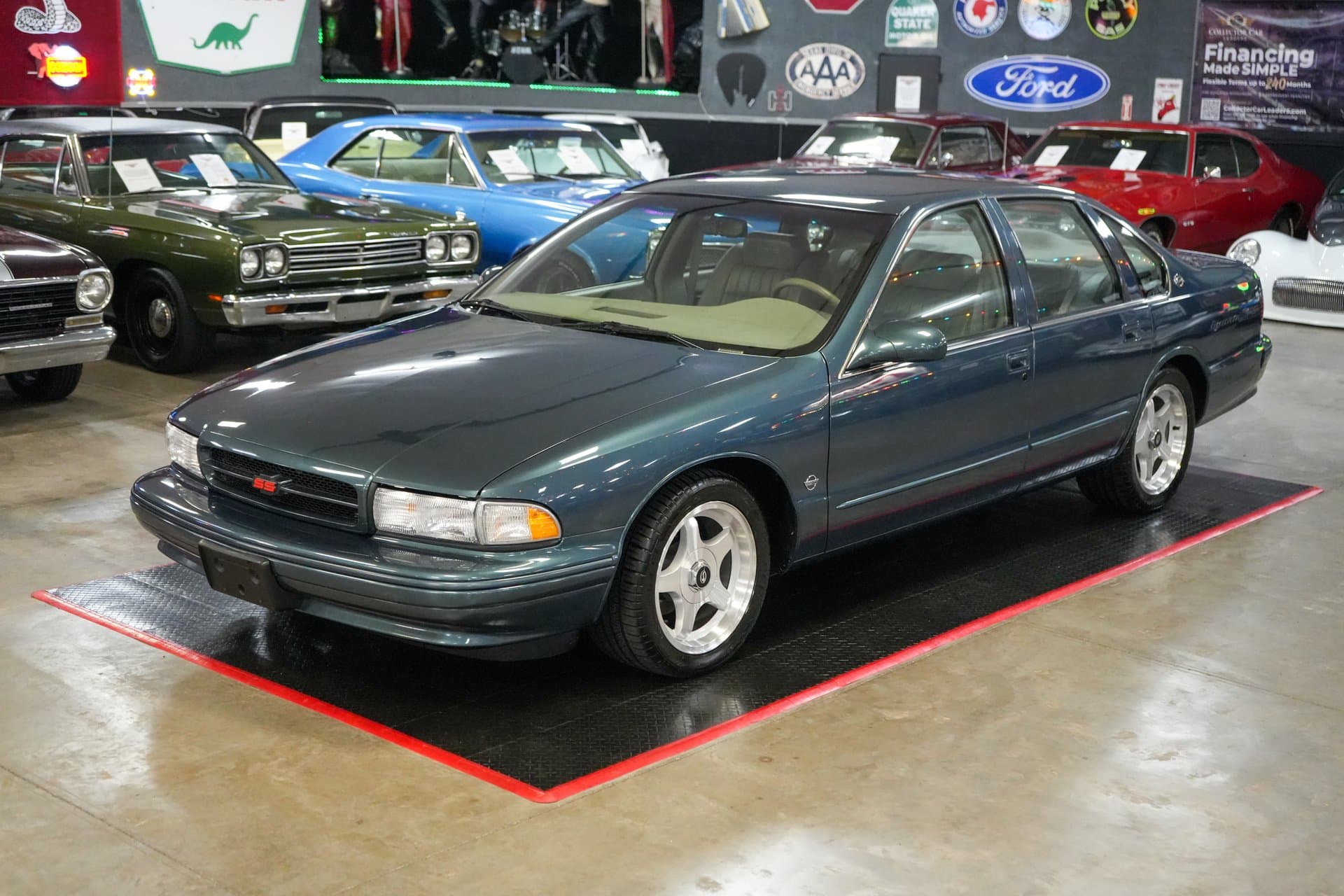 1996 Chevrolet Impala SS thumbnail 4