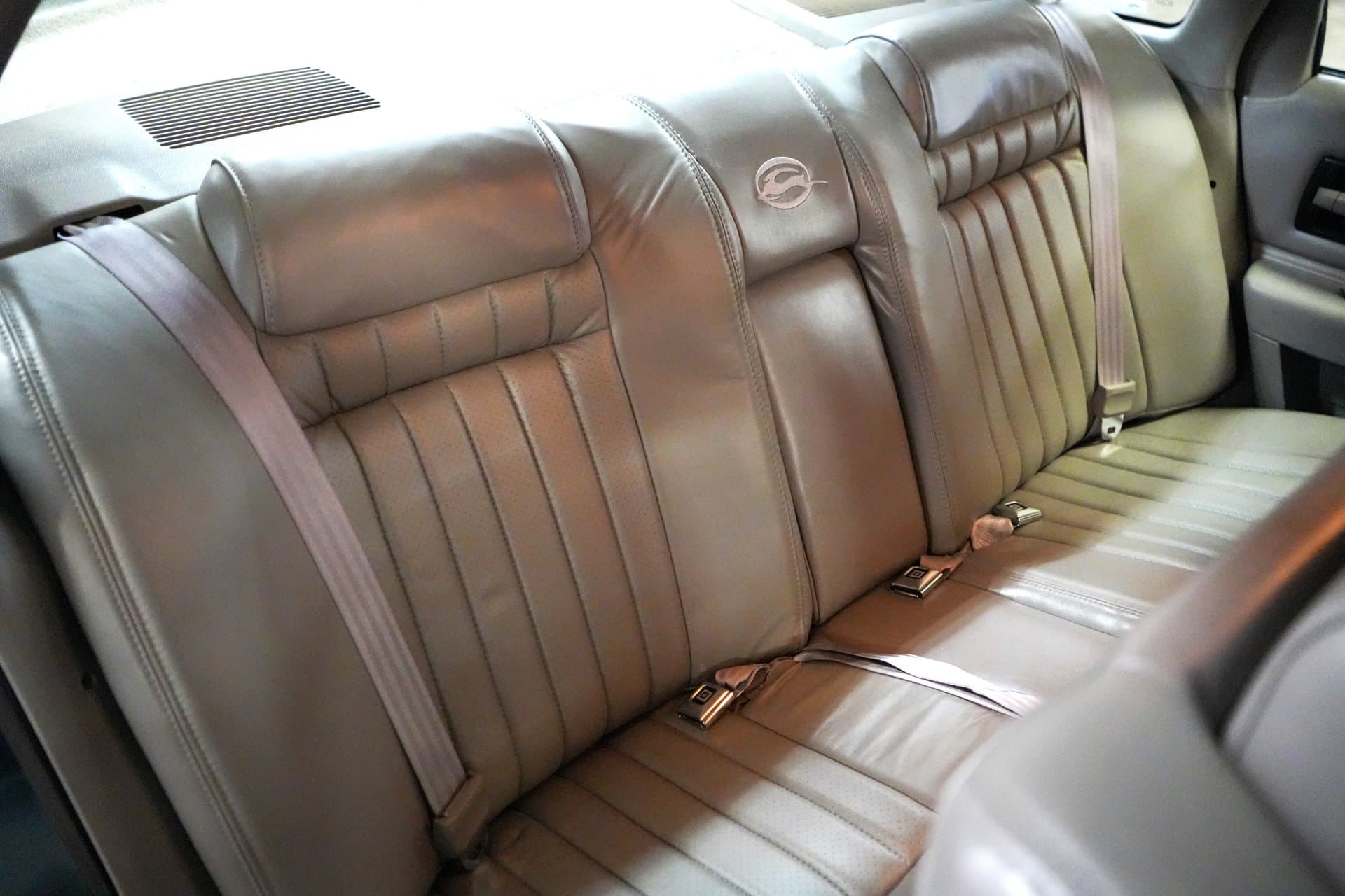 1996 Chevrolet Impala SS thumbnail 25