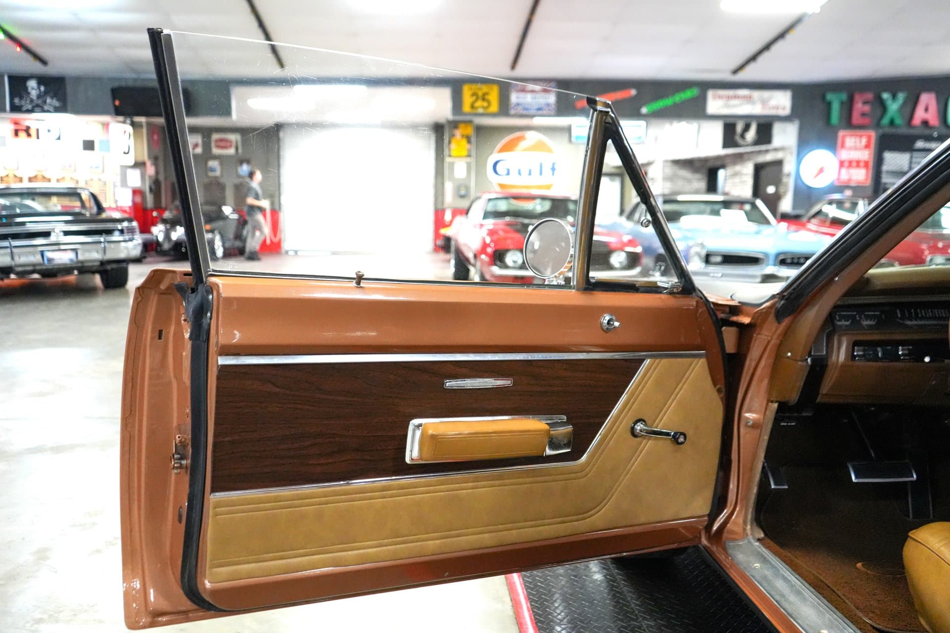 1969 Plymouth GTX thumbnail 22