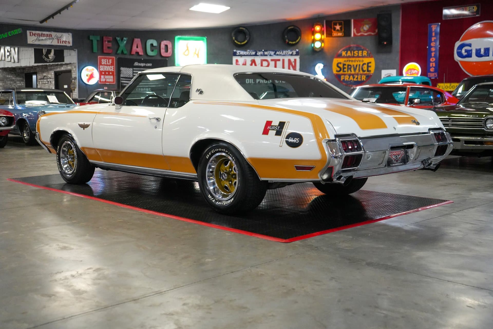 1972 Oldsmobile Hurst/Olds Indianapolis 500 Pace Car Edition thumbnail 8