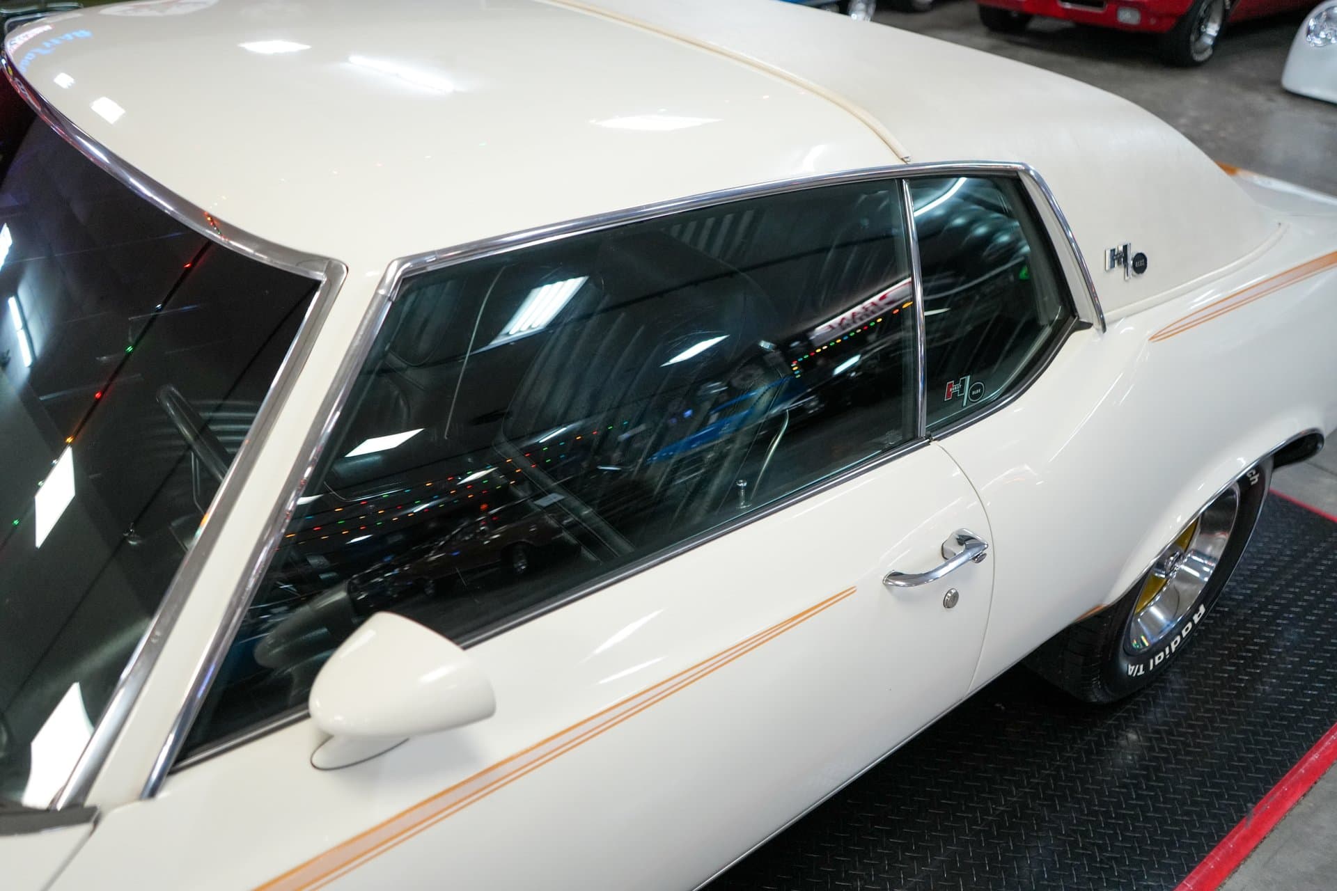 1972 Oldsmobile Hurst/Olds Indianapolis 500 Pace Car Edition thumbnail 14