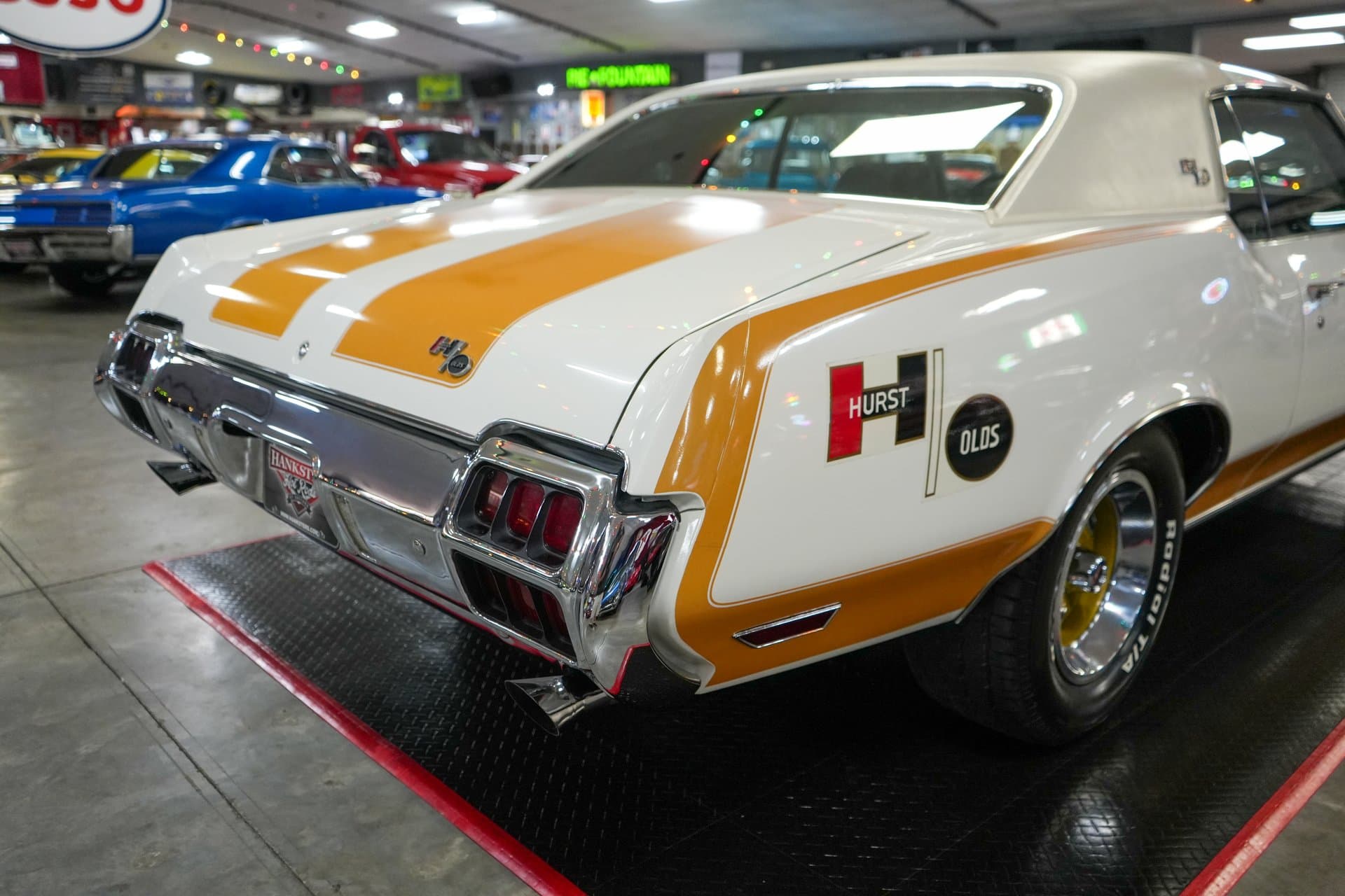 1972 Oldsmobile Hurst/Olds Indianapolis 500 Pace Car Edition thumbnail 17