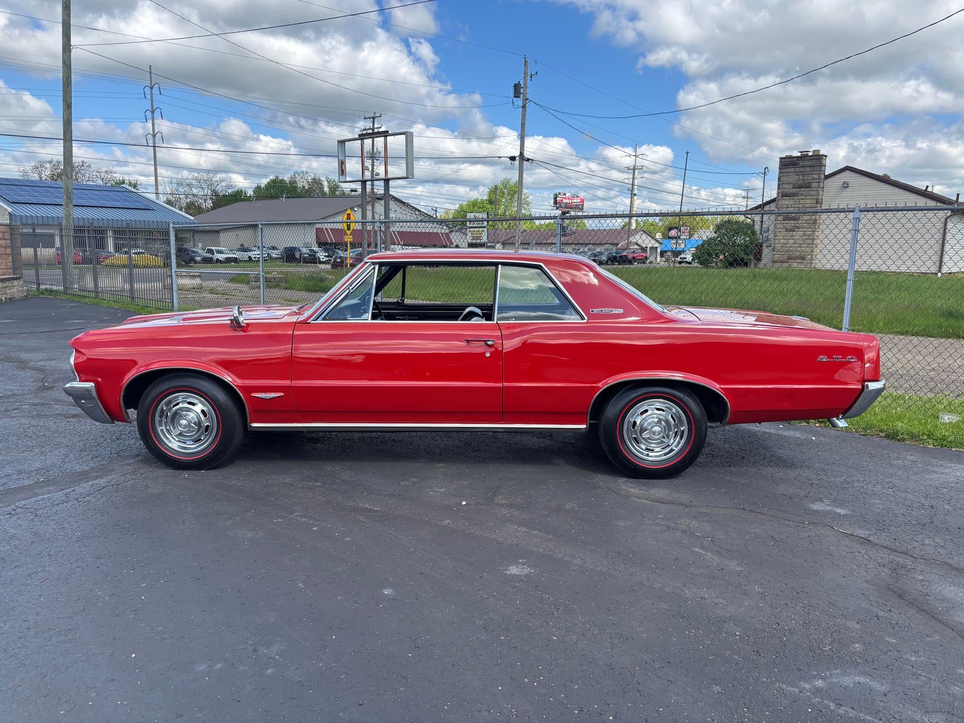1964 Pontiac GTO thumbnail 3