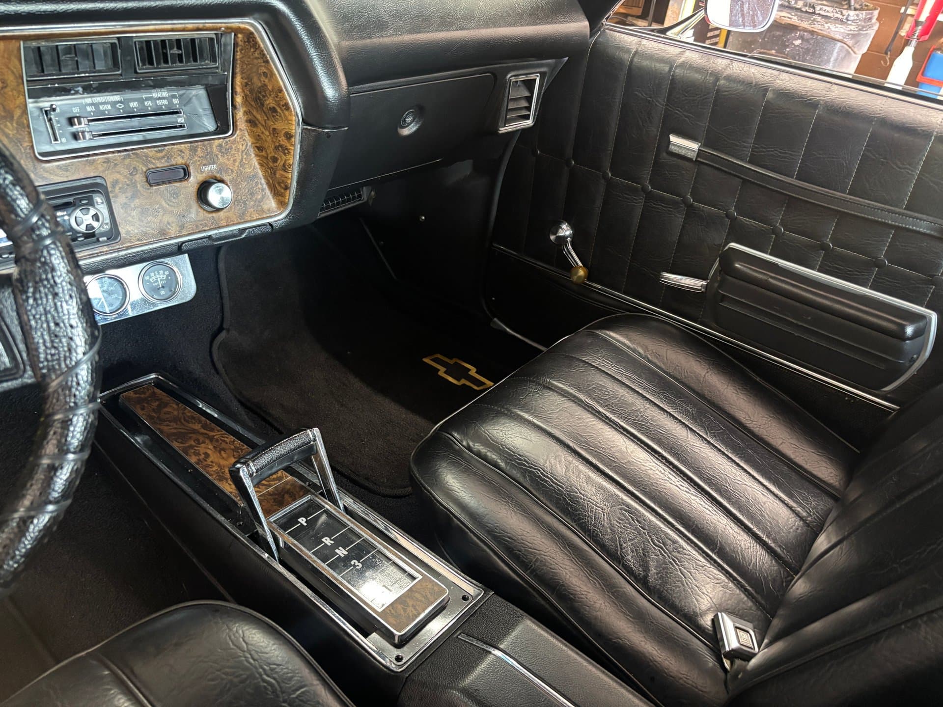 1972 Chevrolet Monte Carlo thumbnail 26