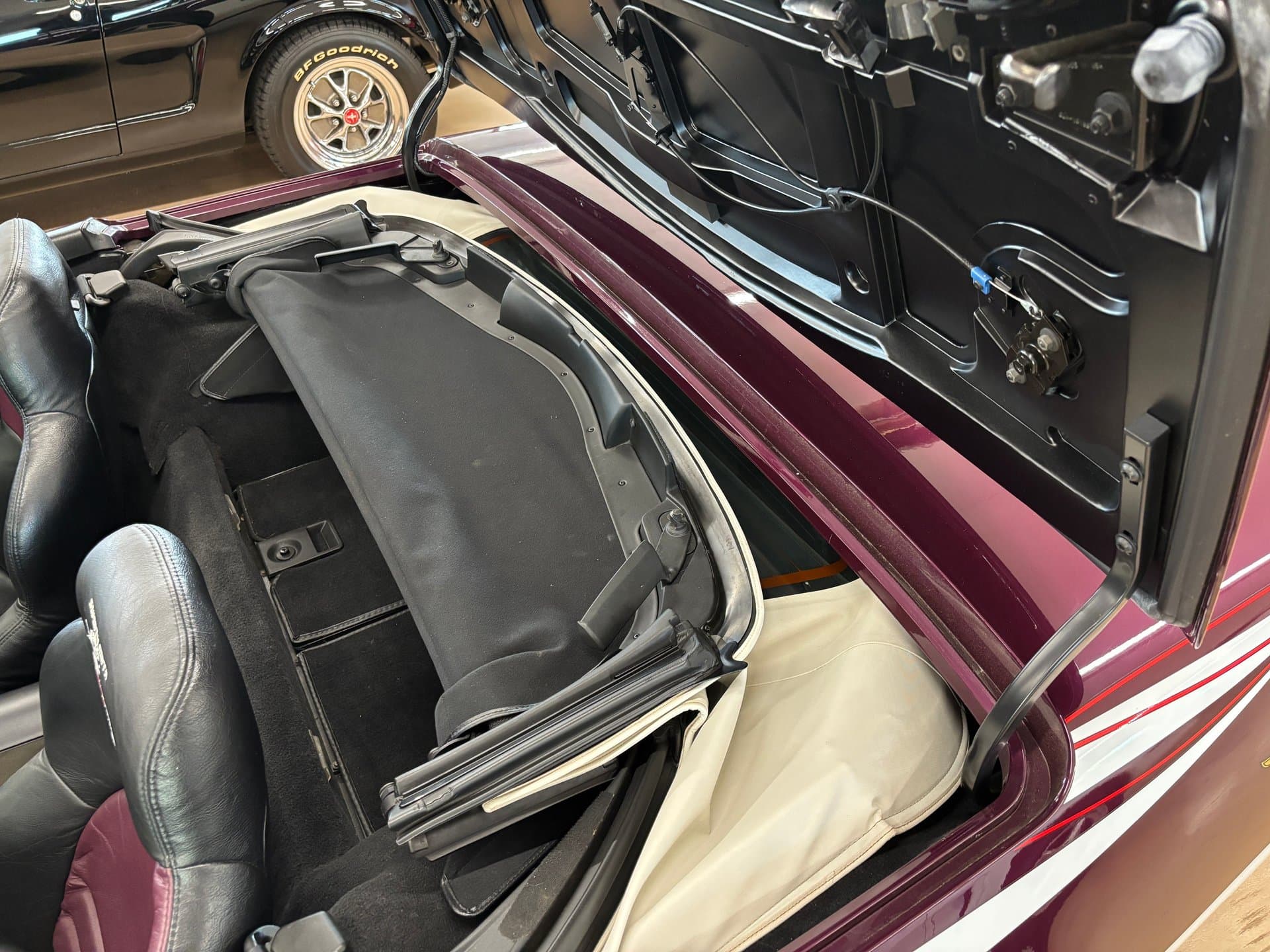 1995 Chevrolet Corvette thumbnail 11