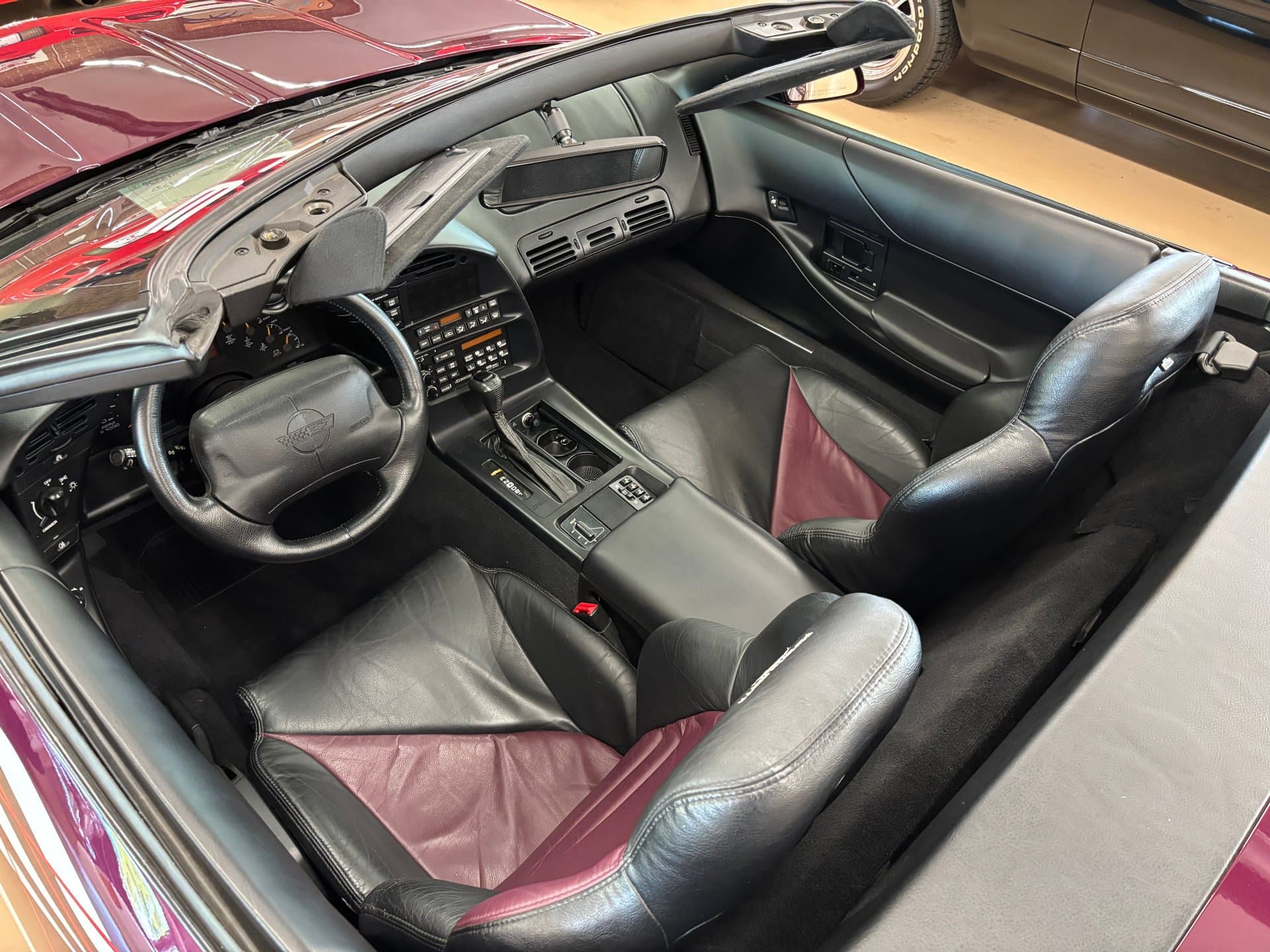 1995 Chevrolet Corvette thumbnail 18