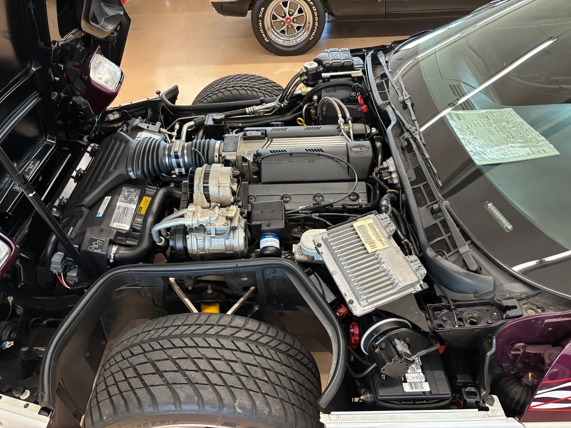 1995 Chevrolet Corvette thumbnail 29