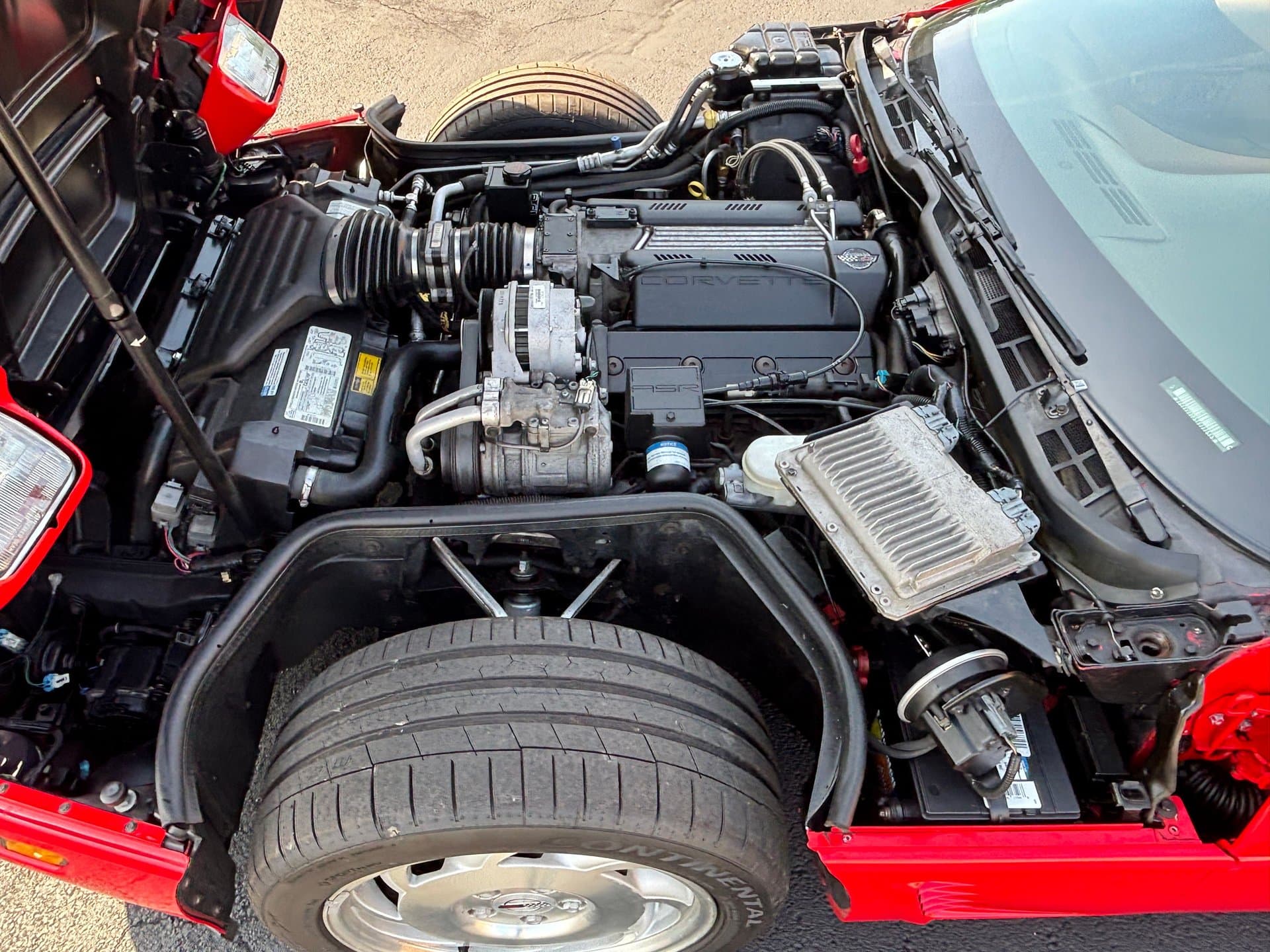 1996 Chevrolet Corvette thumbnail 23