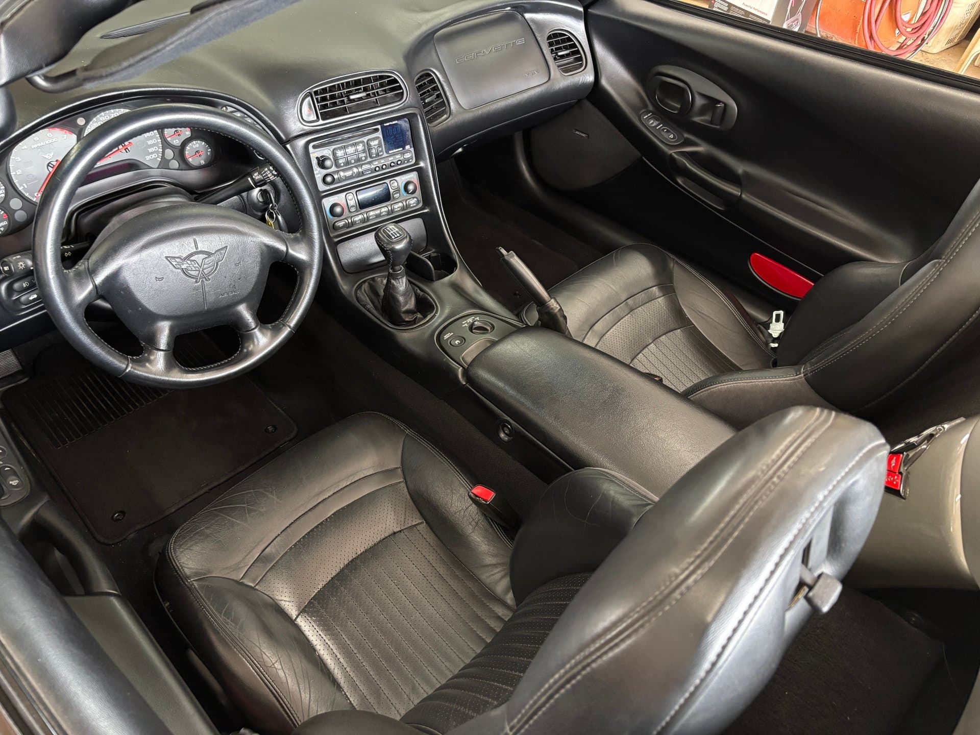 1998 Chevrolet Corvette thumbnail 16