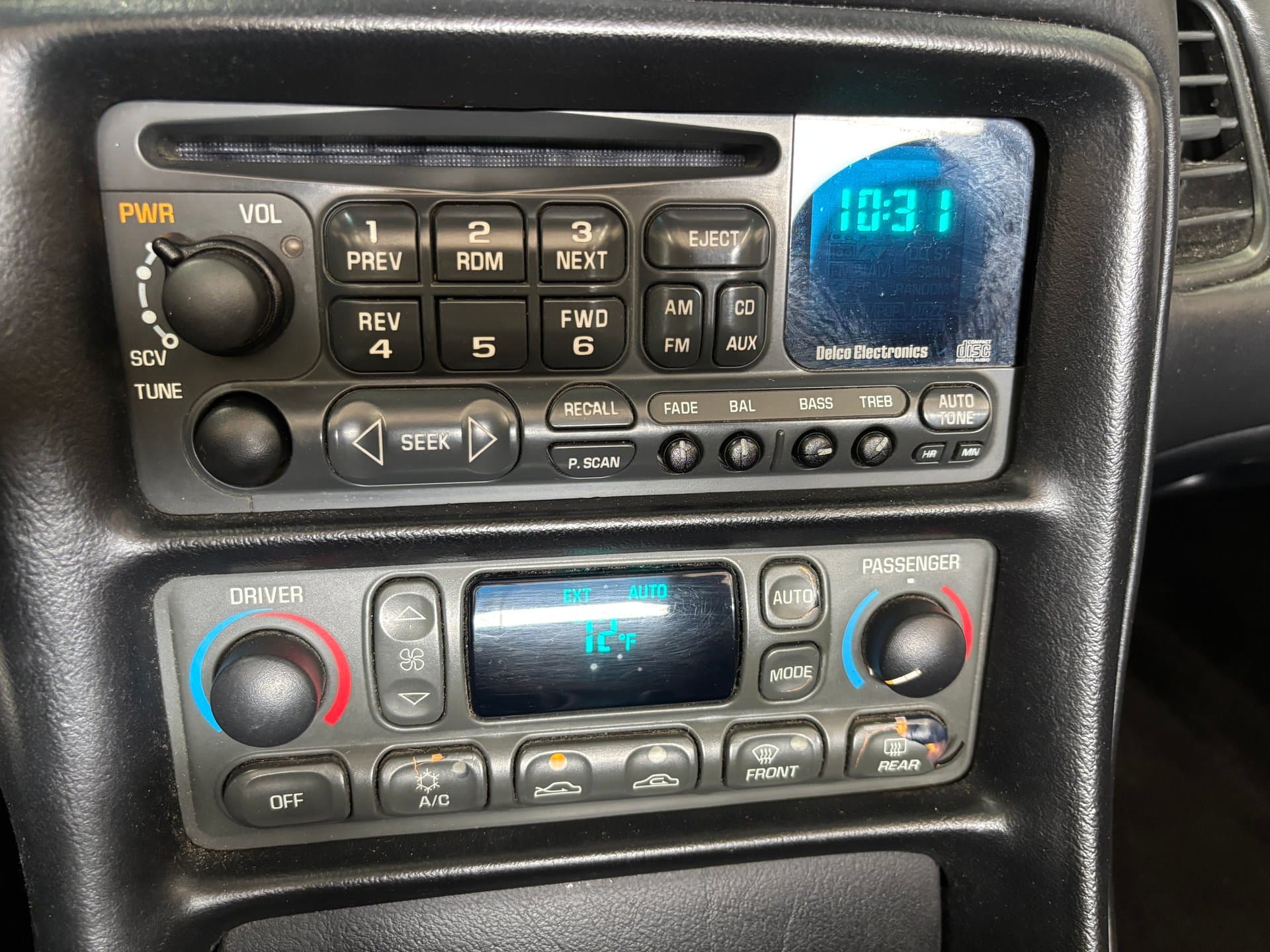 1998 Chevrolet Corvette thumbnail 18