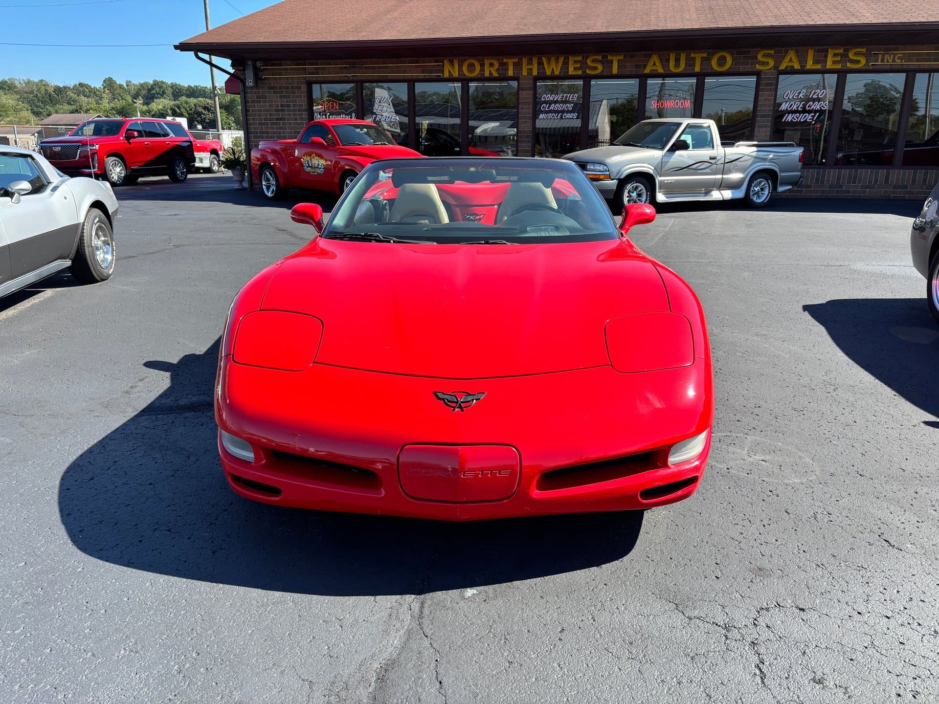 2002 Chevrolet Corvette thumbnail 3