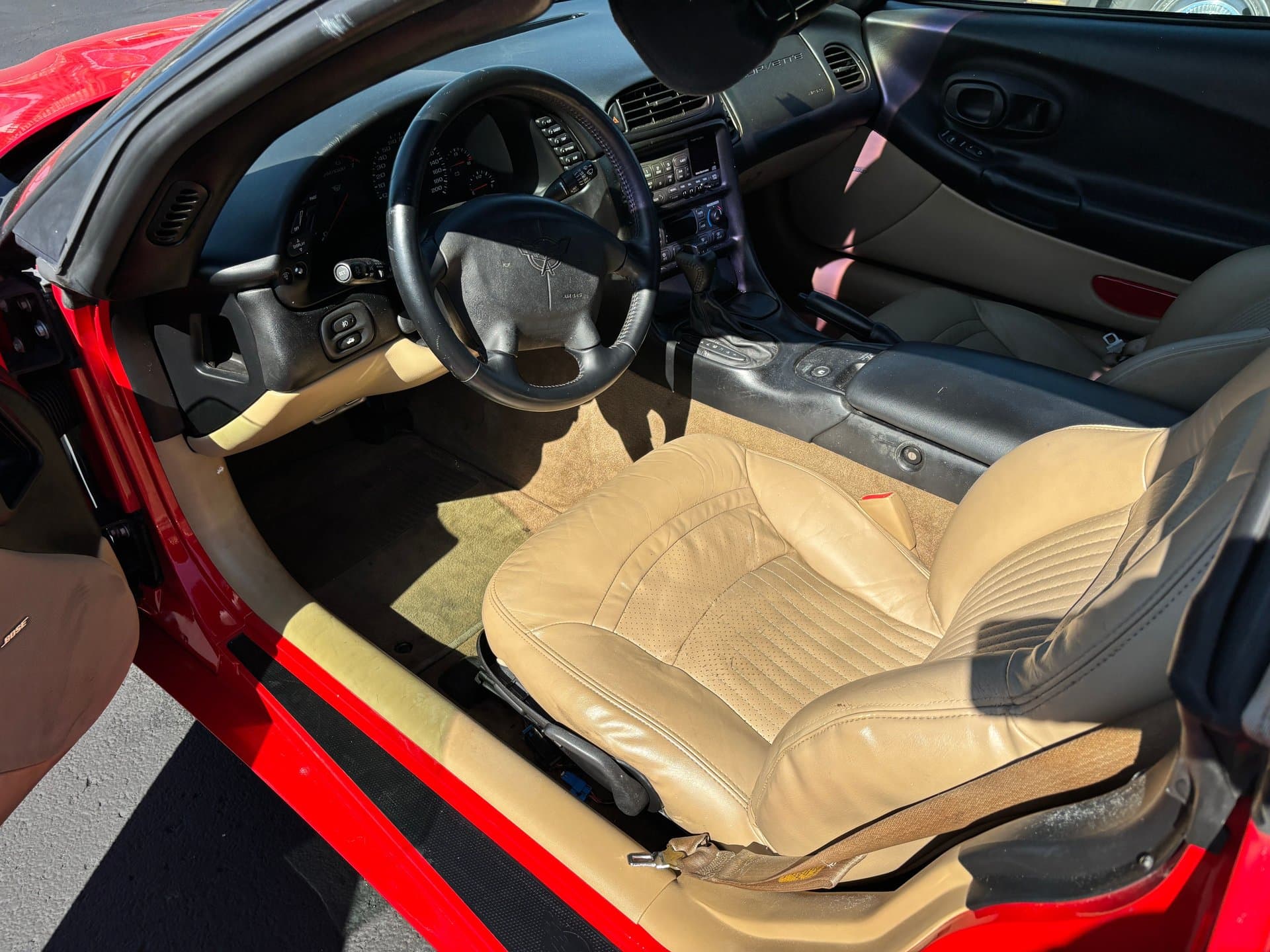 2002 Chevrolet Corvette thumbnail 16