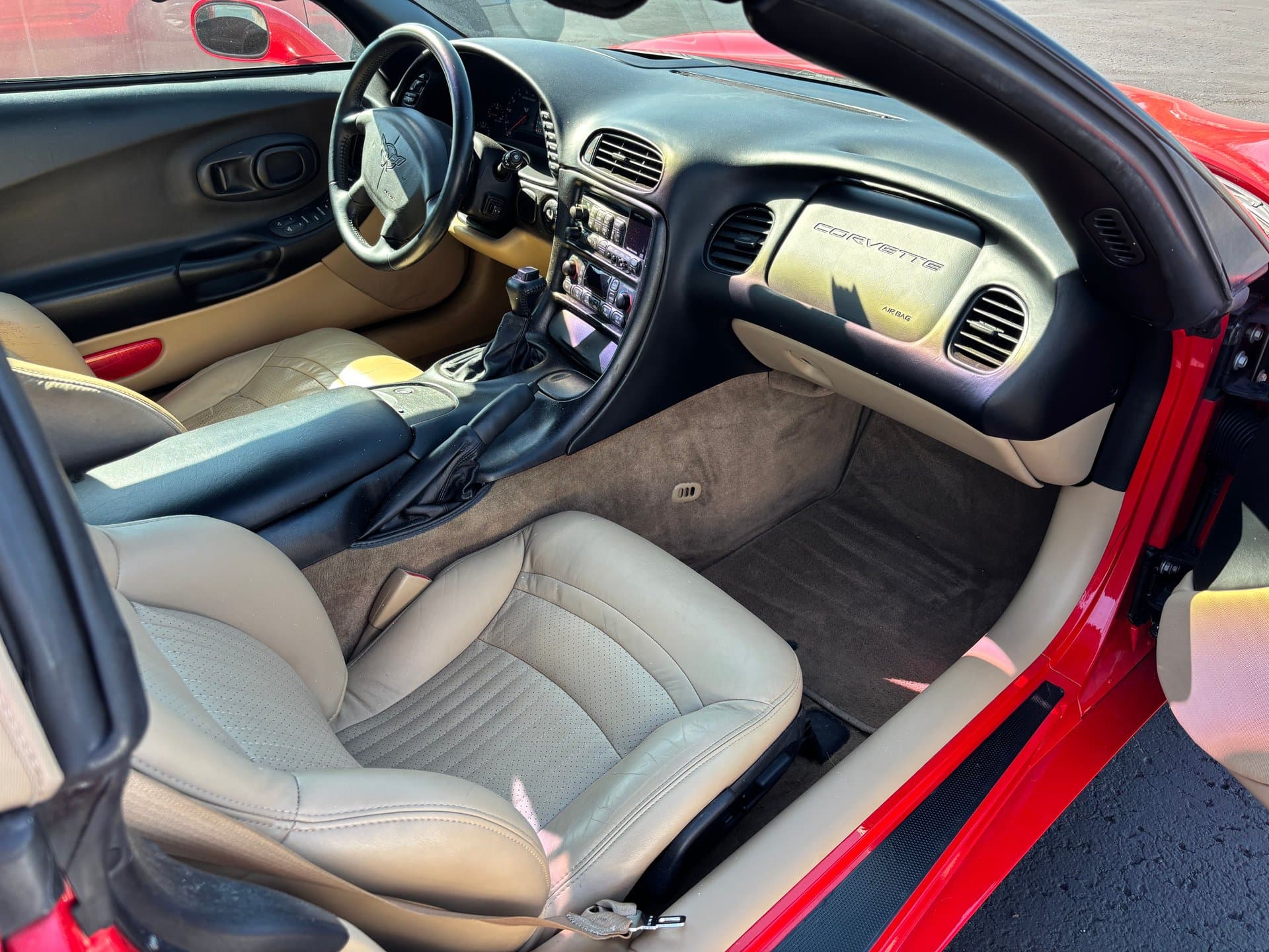 2002 Chevrolet Corvette thumbnail 20