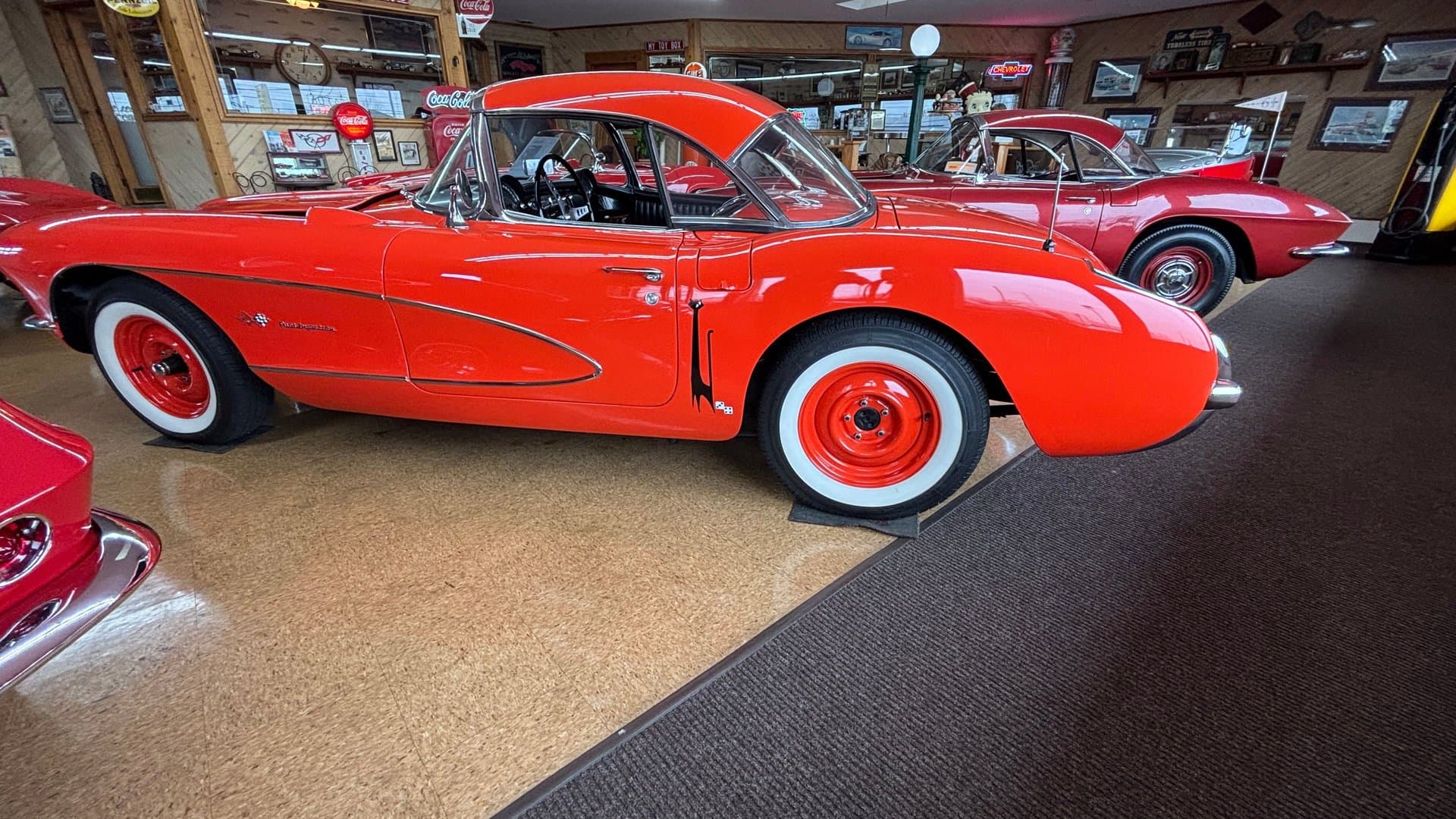 1957 Chevrolet Corvette thumbnail 11