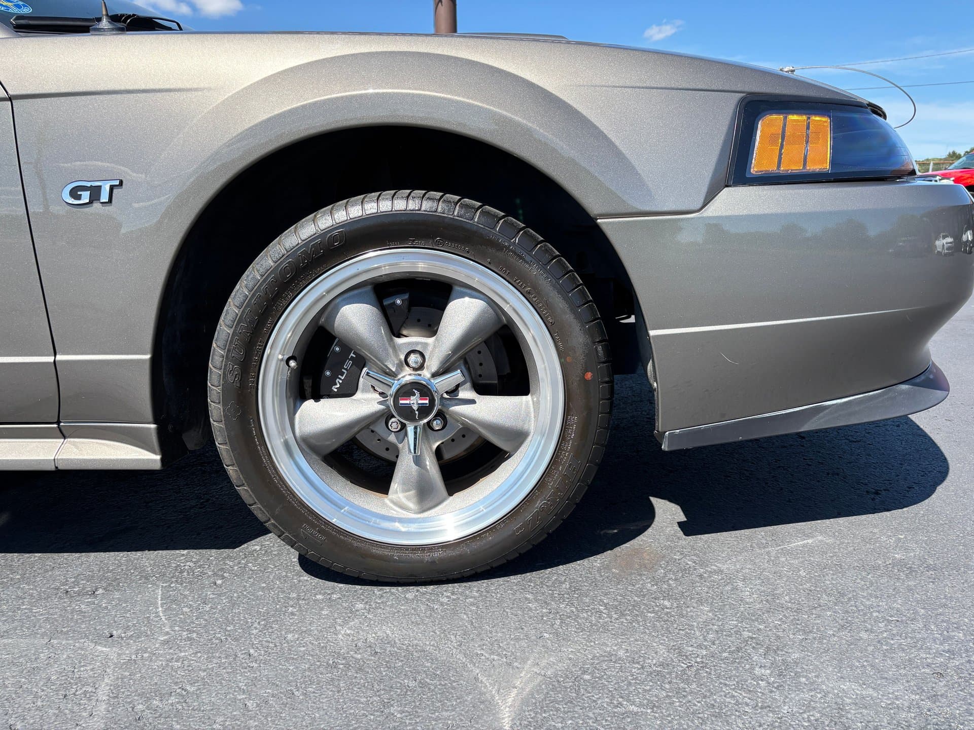 2001 Ford Mustang GT thumbnail 7