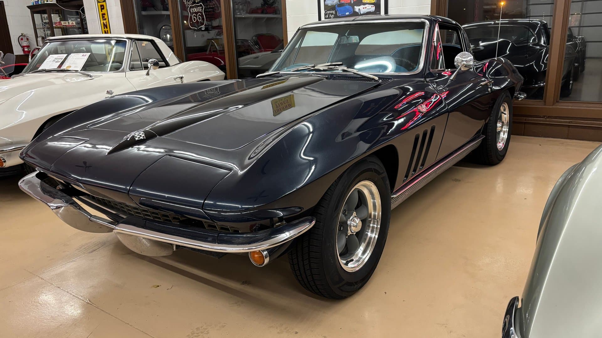 1966 Chevrolet Corvette thumbnail 9
