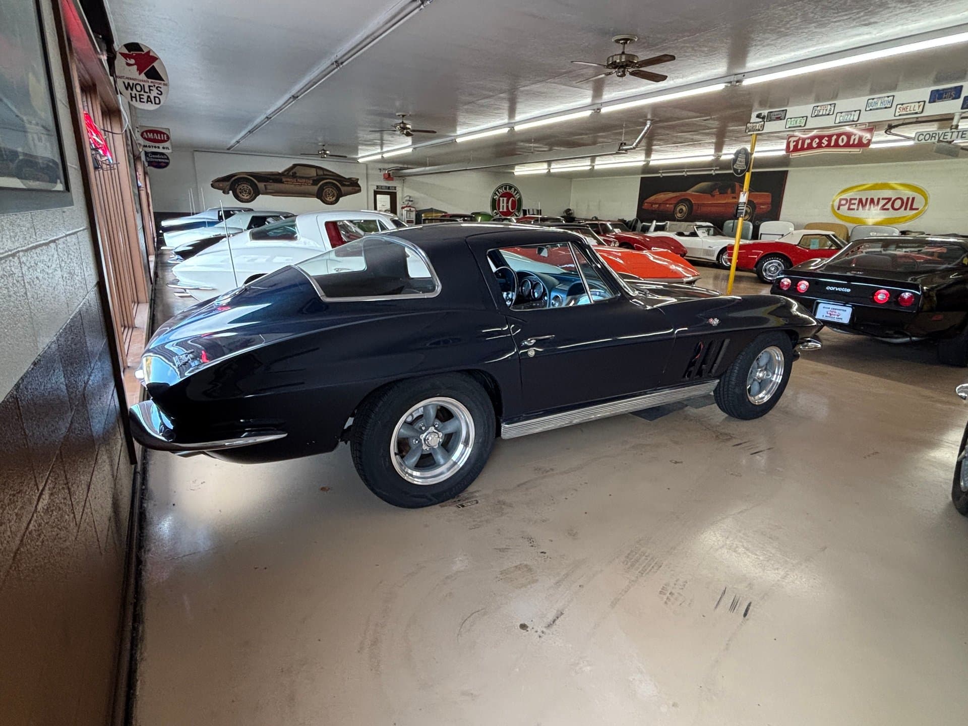 1966 Chevrolet Corvette thumbnail 4