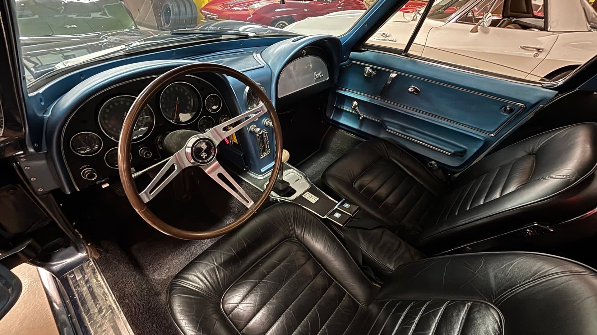 1966 Chevrolet Corvette thumbnail 14