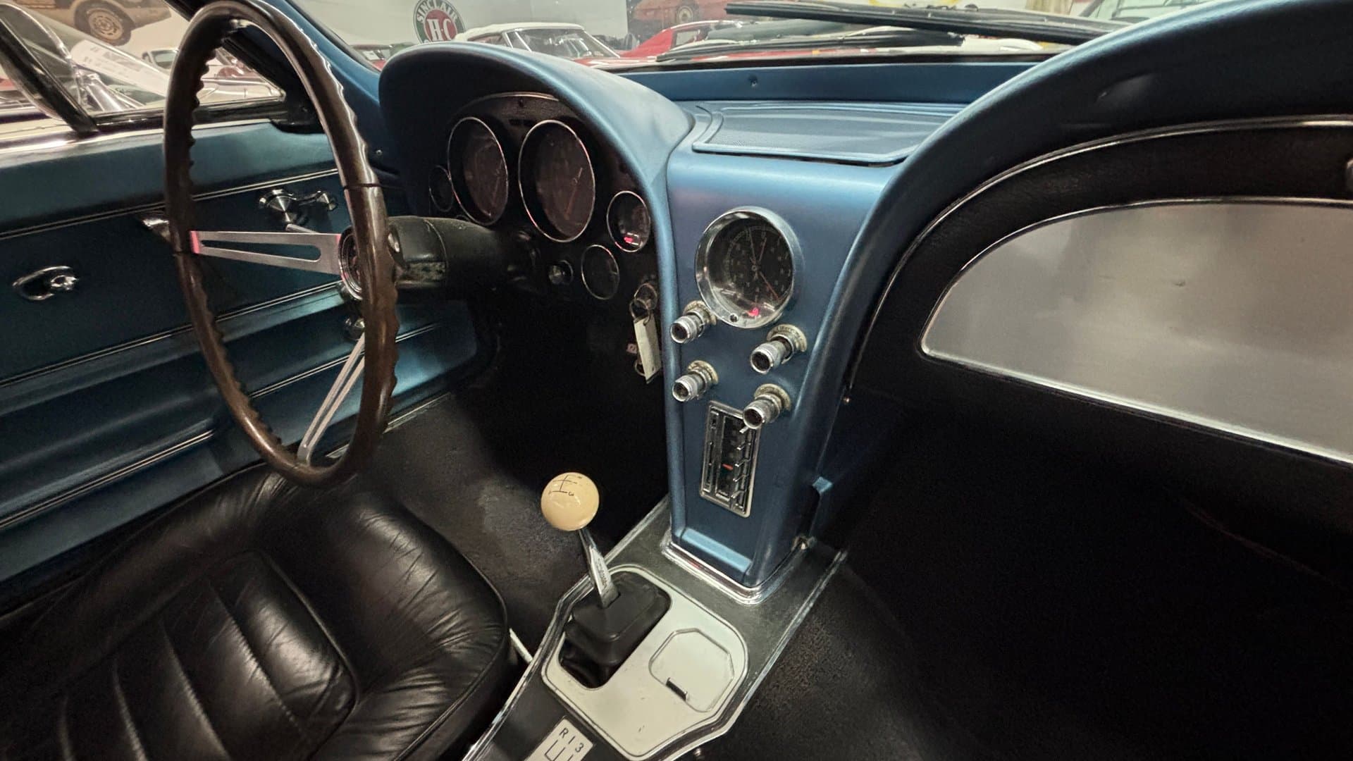 1966 Chevrolet Corvette thumbnail 19