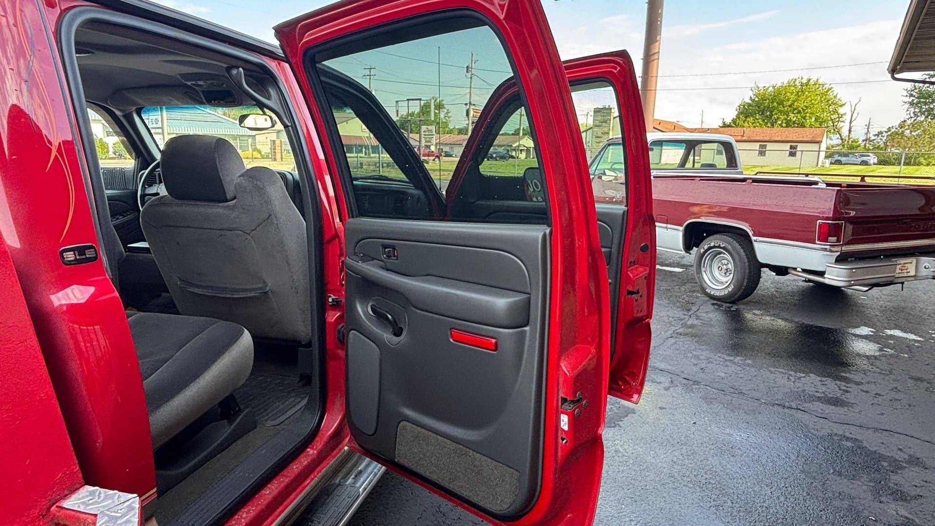 2005 GMC Sierra 3500 Ramp Truck thumbnail 20