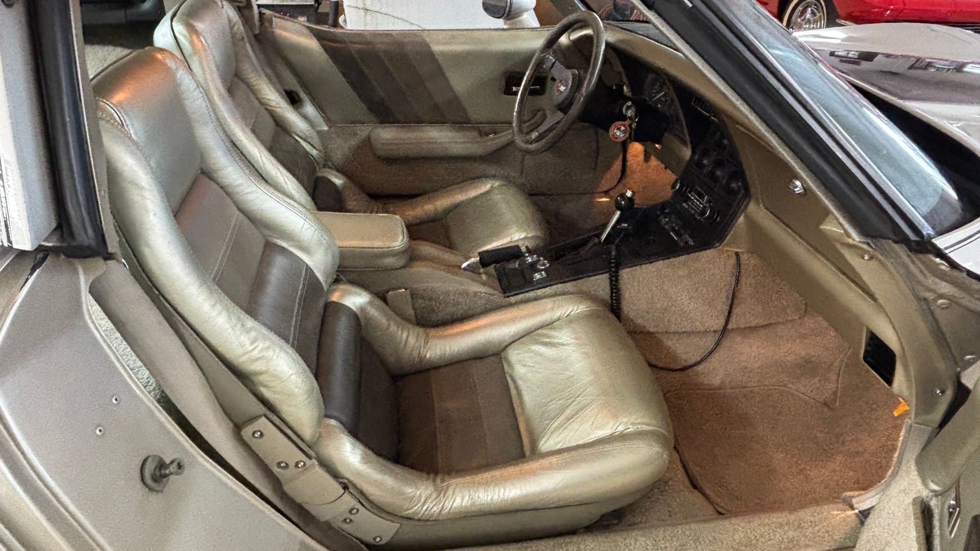 1982 Chevrolet Corvette thumbnail 29