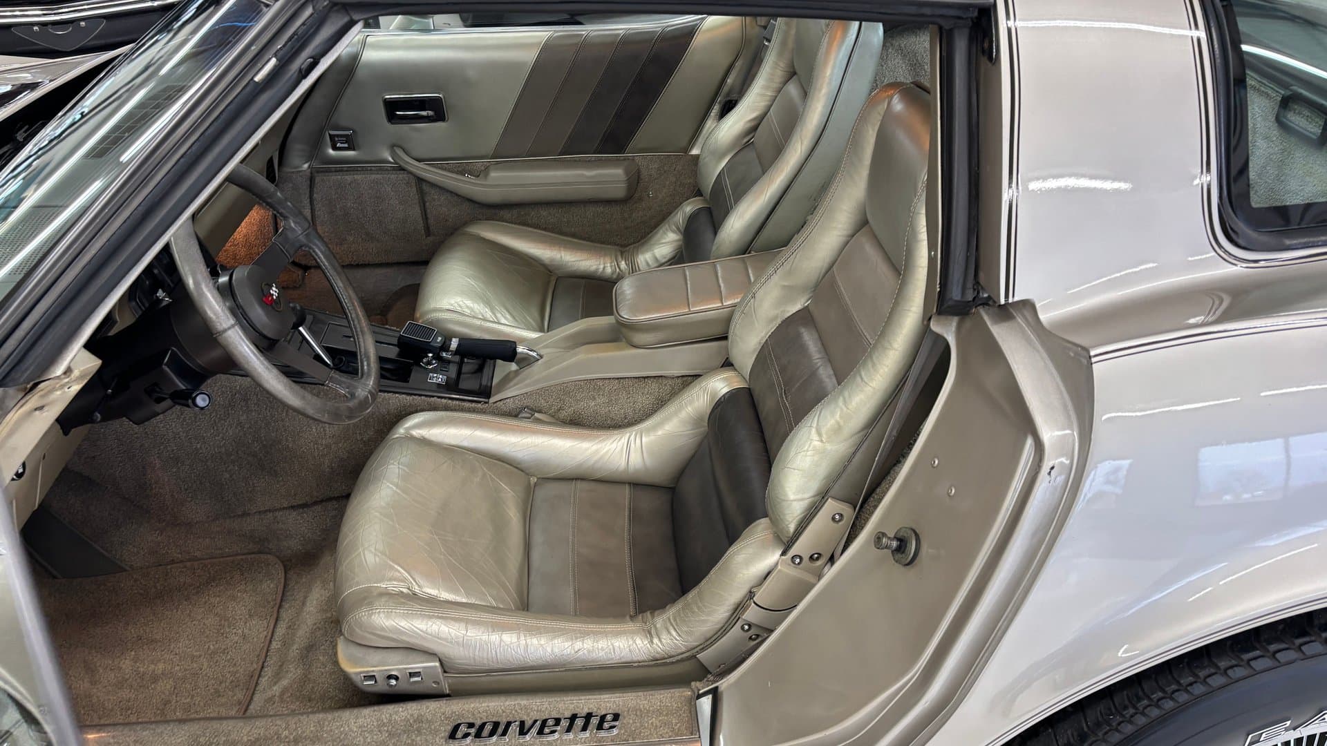 1982 Chevrolet Corvette thumbnail 22