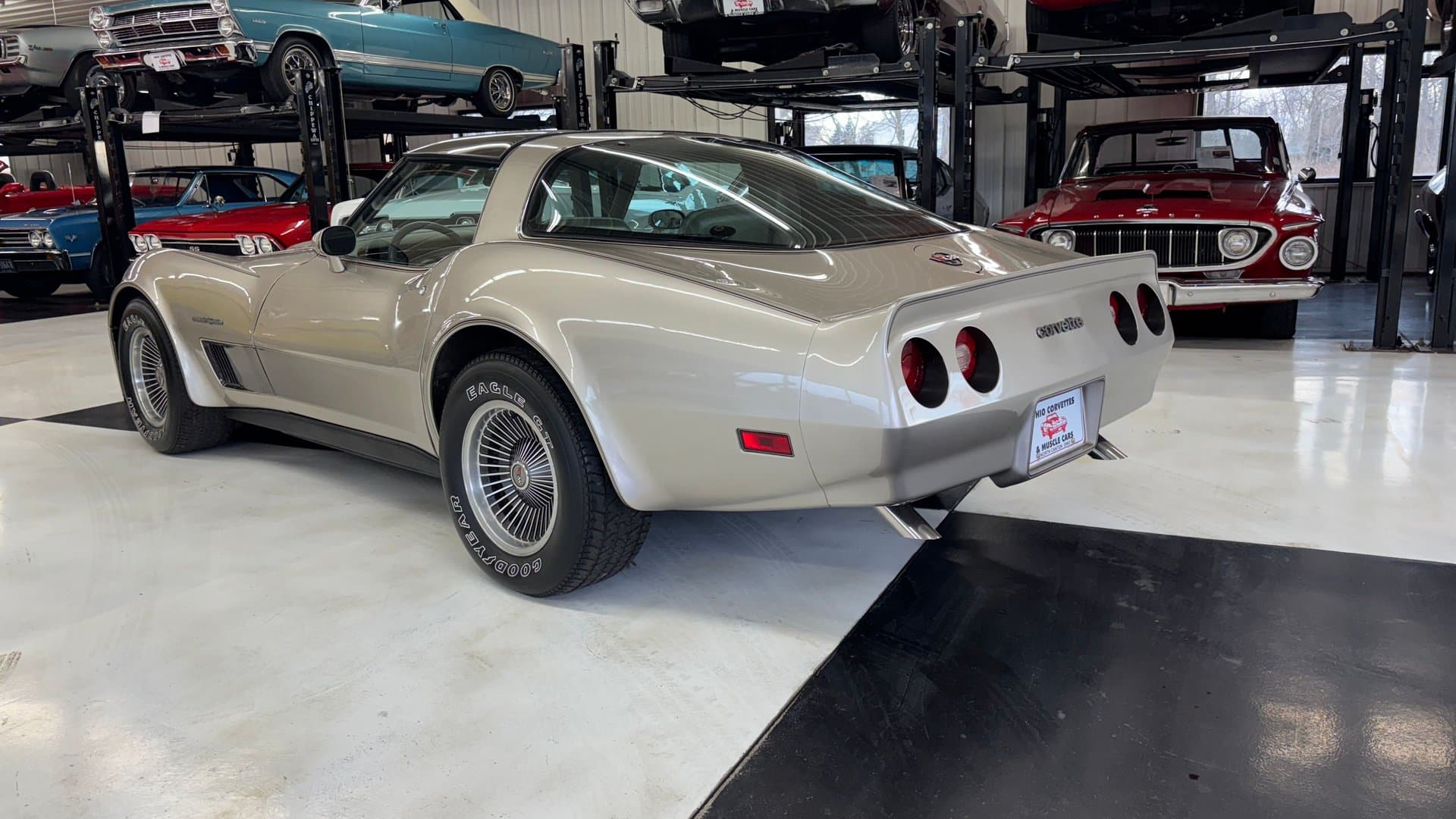 1982 Chevrolet Corvette thumbnail 12