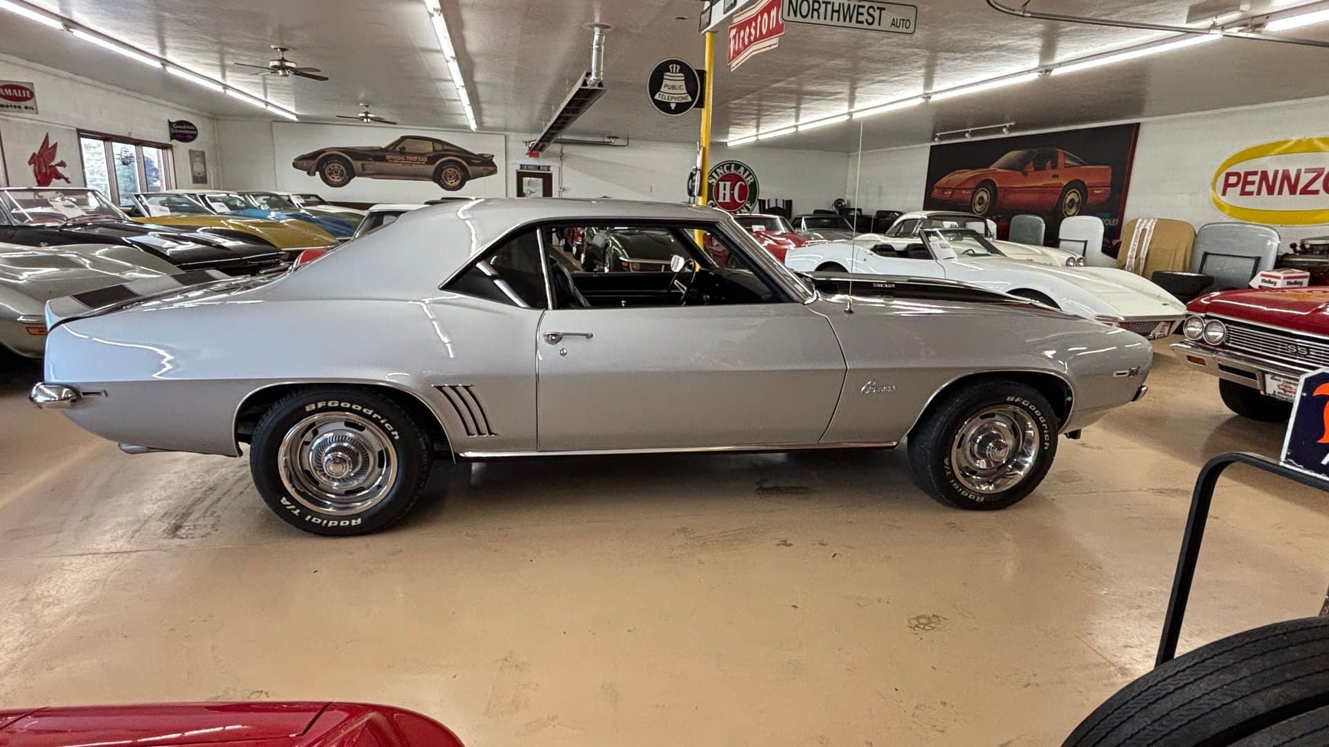 1969 Chevrolet Camaro Z28 thumbnail 3