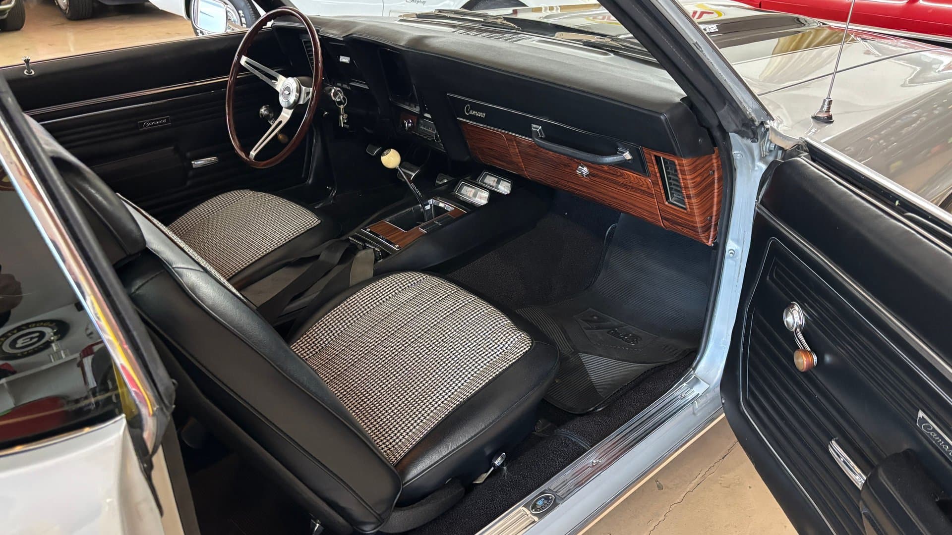 1969 Chevrolet Camaro Z28 thumbnail 23