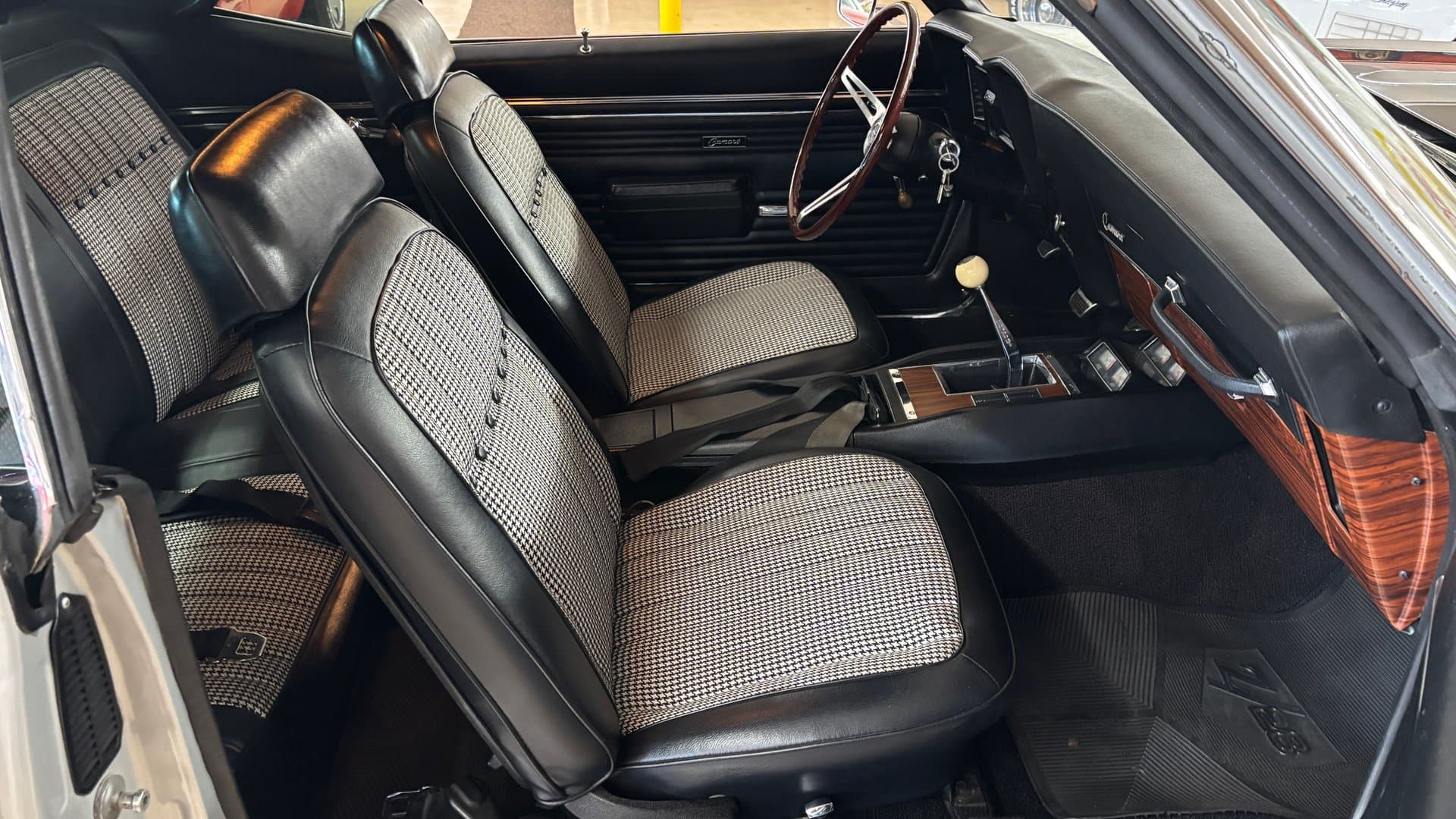 1969 Chevrolet Camaro Z28 thumbnail 24