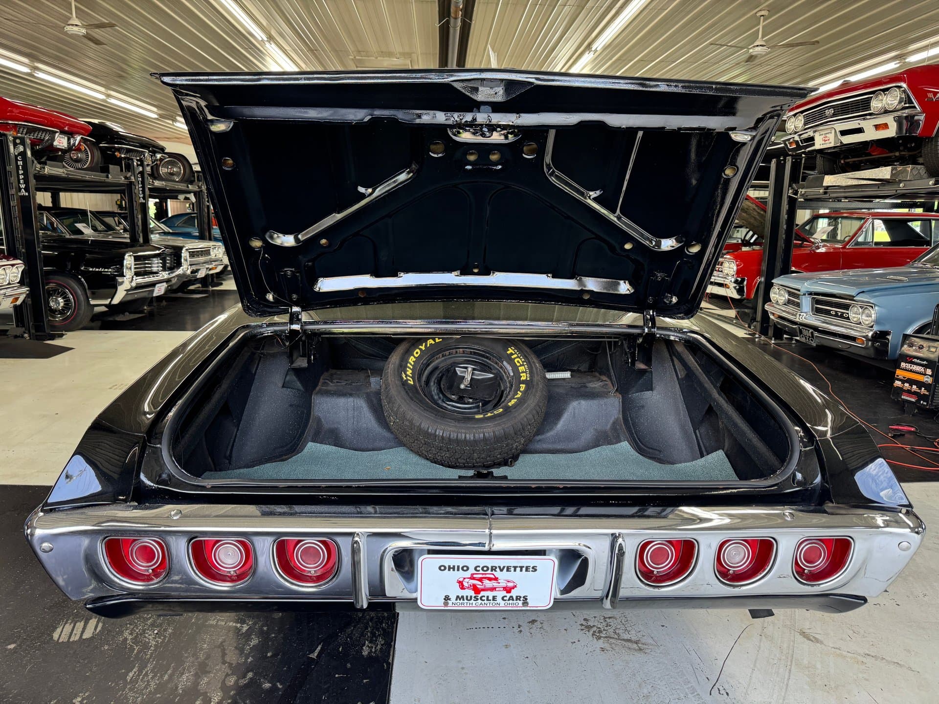 1968 Chevrolet Impala SS thumbnail 13