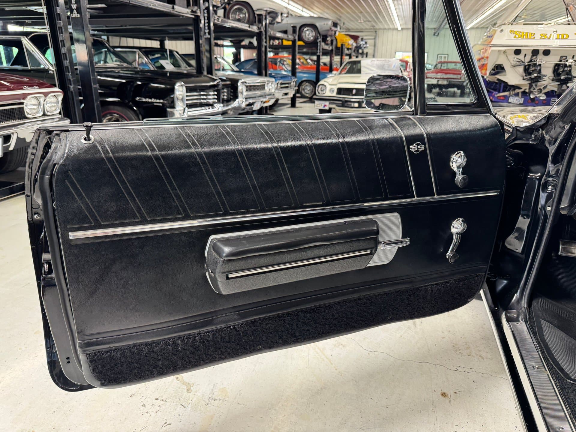 1968 Chevrolet Impala SS thumbnail 14