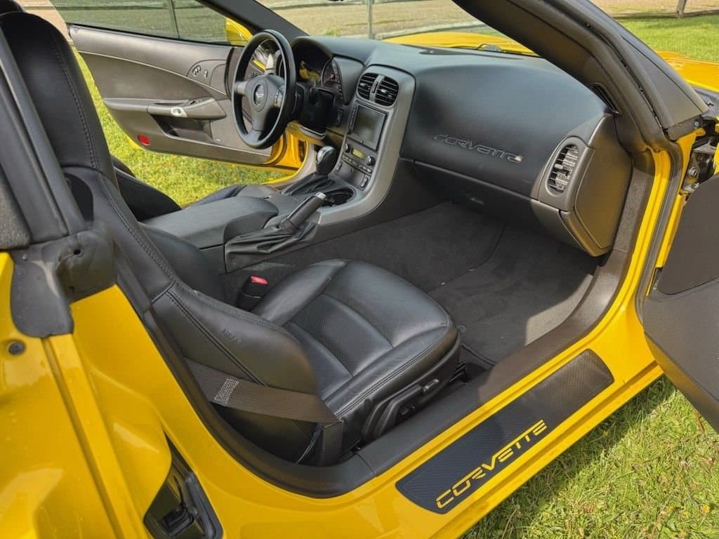 2007 Chevrolet Corvette thumbnail 3