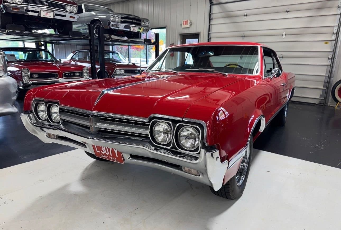 1966 Oldsmobile Cutlass thumbnail 6