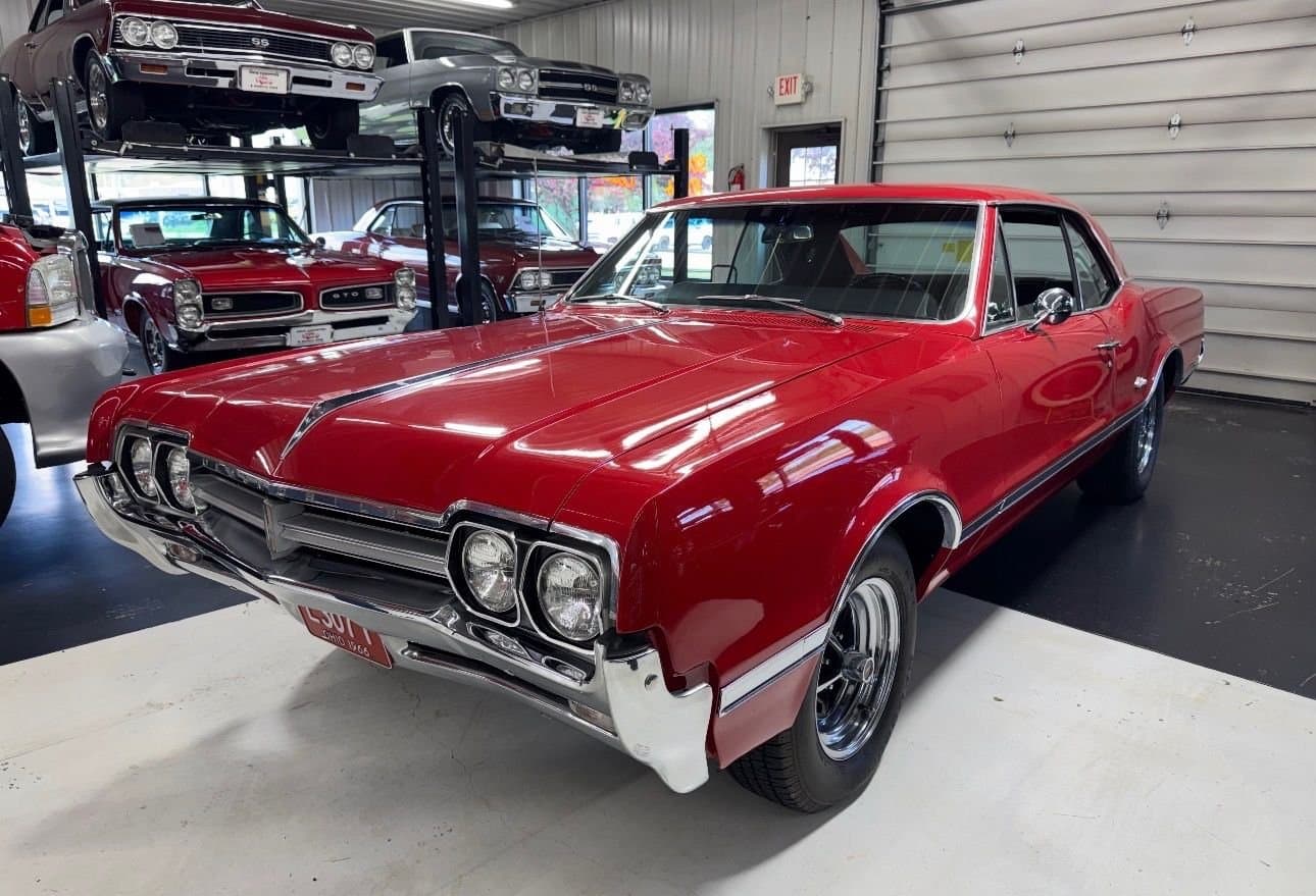 1966 Oldsmobile Cutlass thumbnail 7