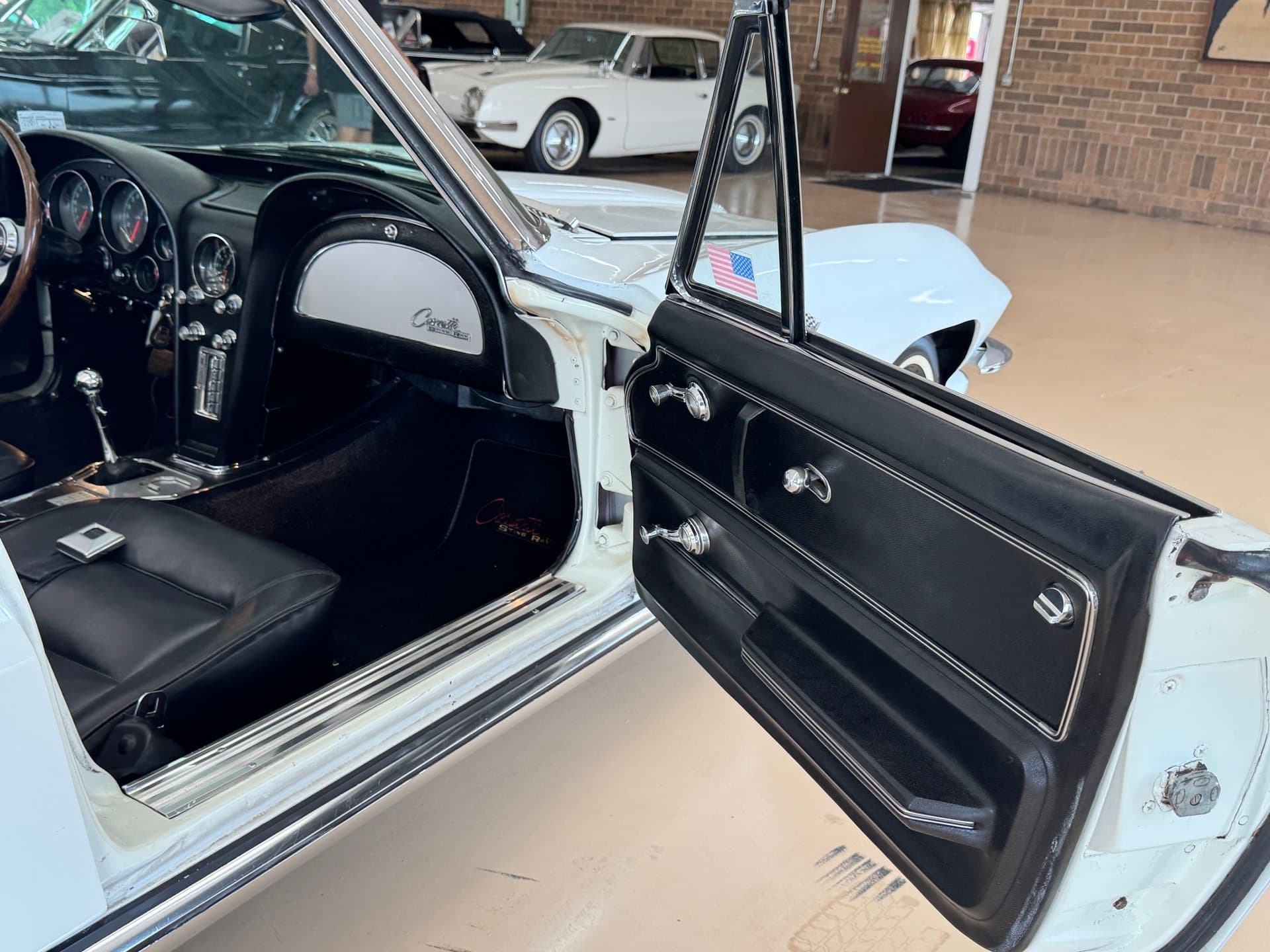 1965 Chevrolet Corvette thumbnail 15
