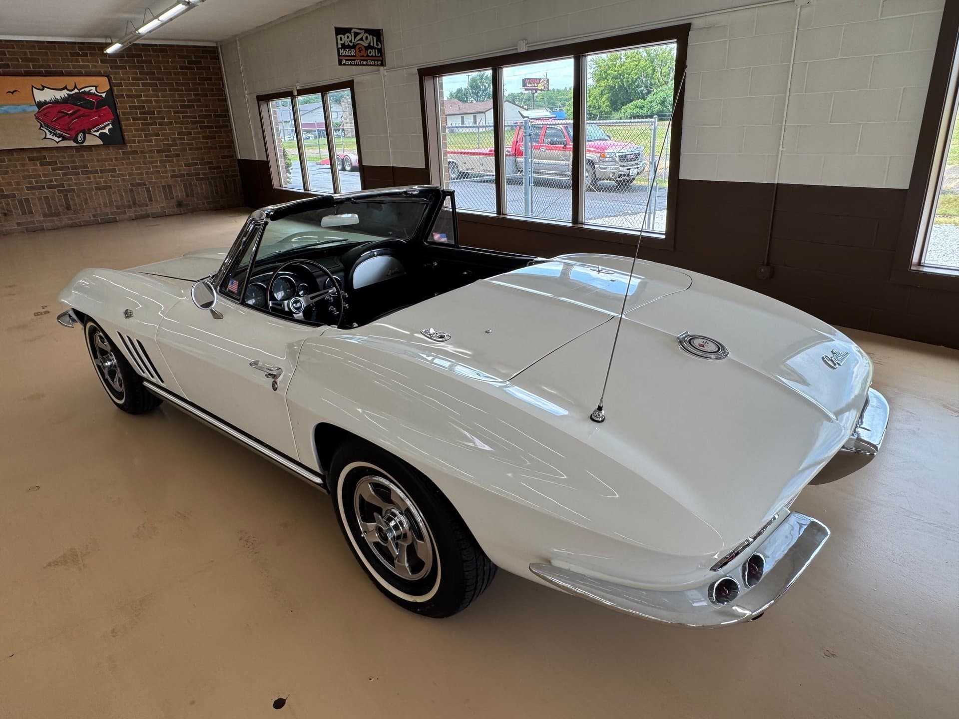 1965 Chevrolet Corvette thumbnail 9