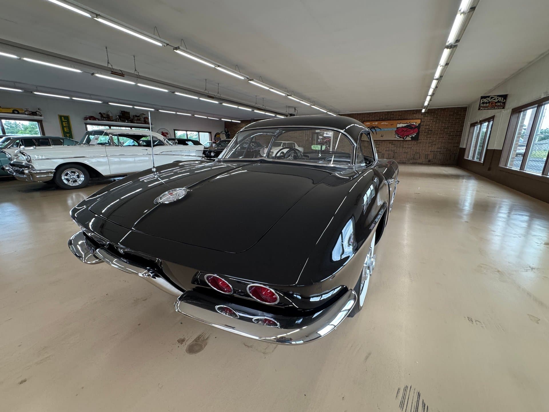 1961 Chevrolet Corvette thumbnail 5