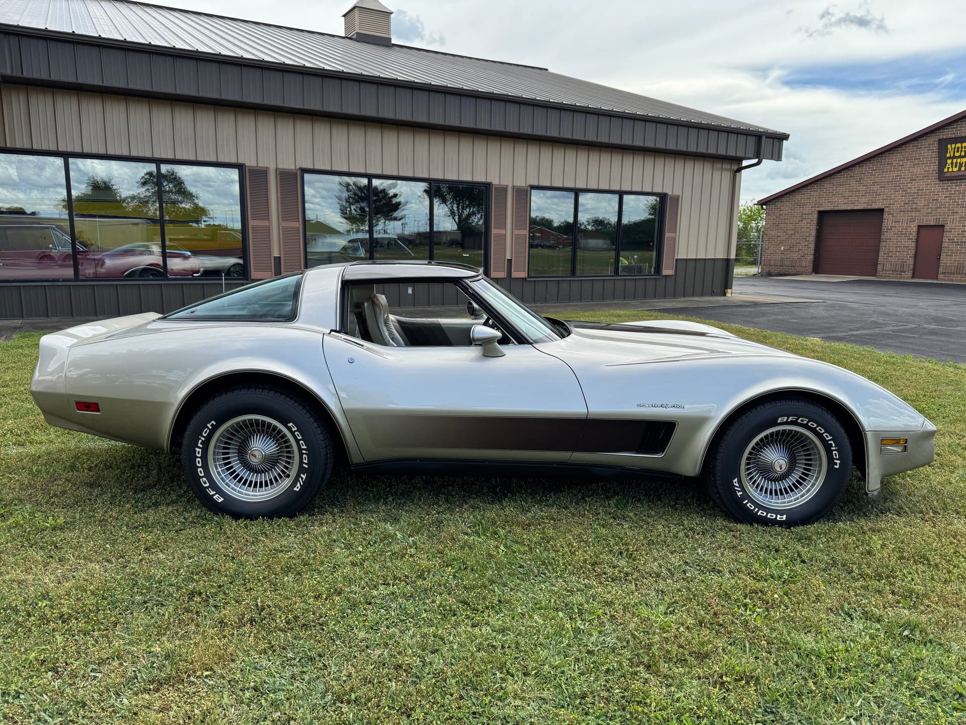 1982 Chevrolet Corvette thumbnail 4