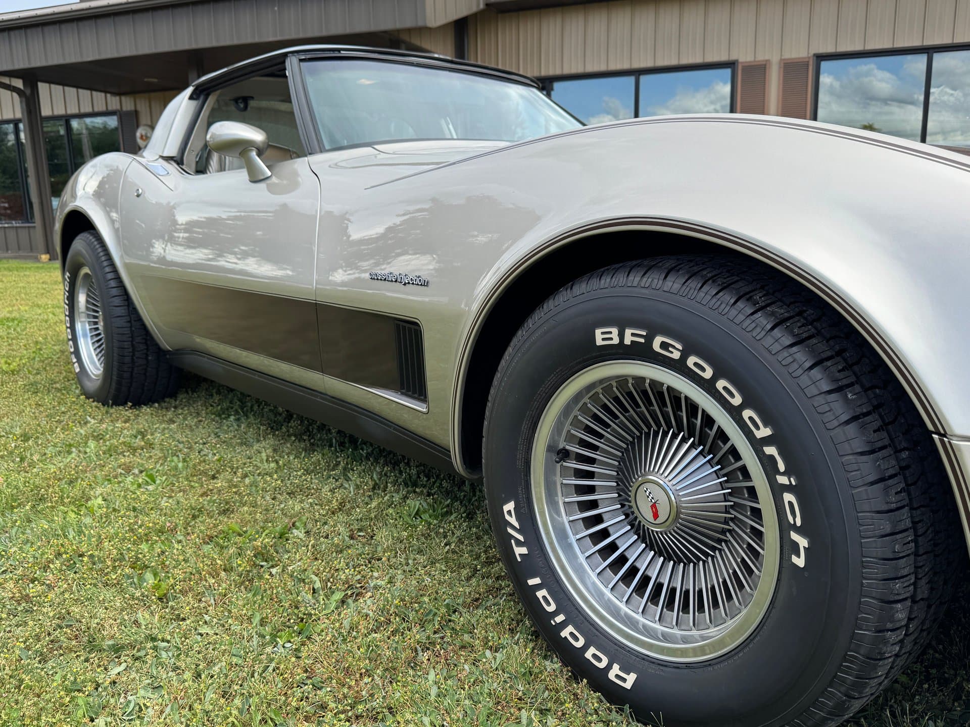 1982 Chevrolet Corvette thumbnail 3