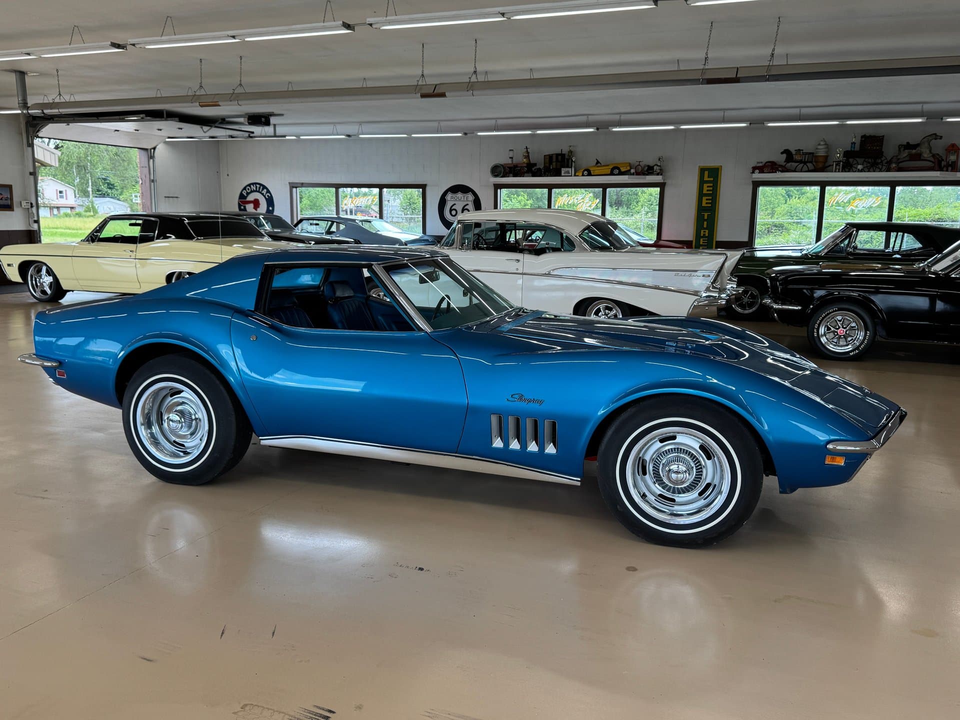 1969 Chevrolet Corvette thumbnail 4