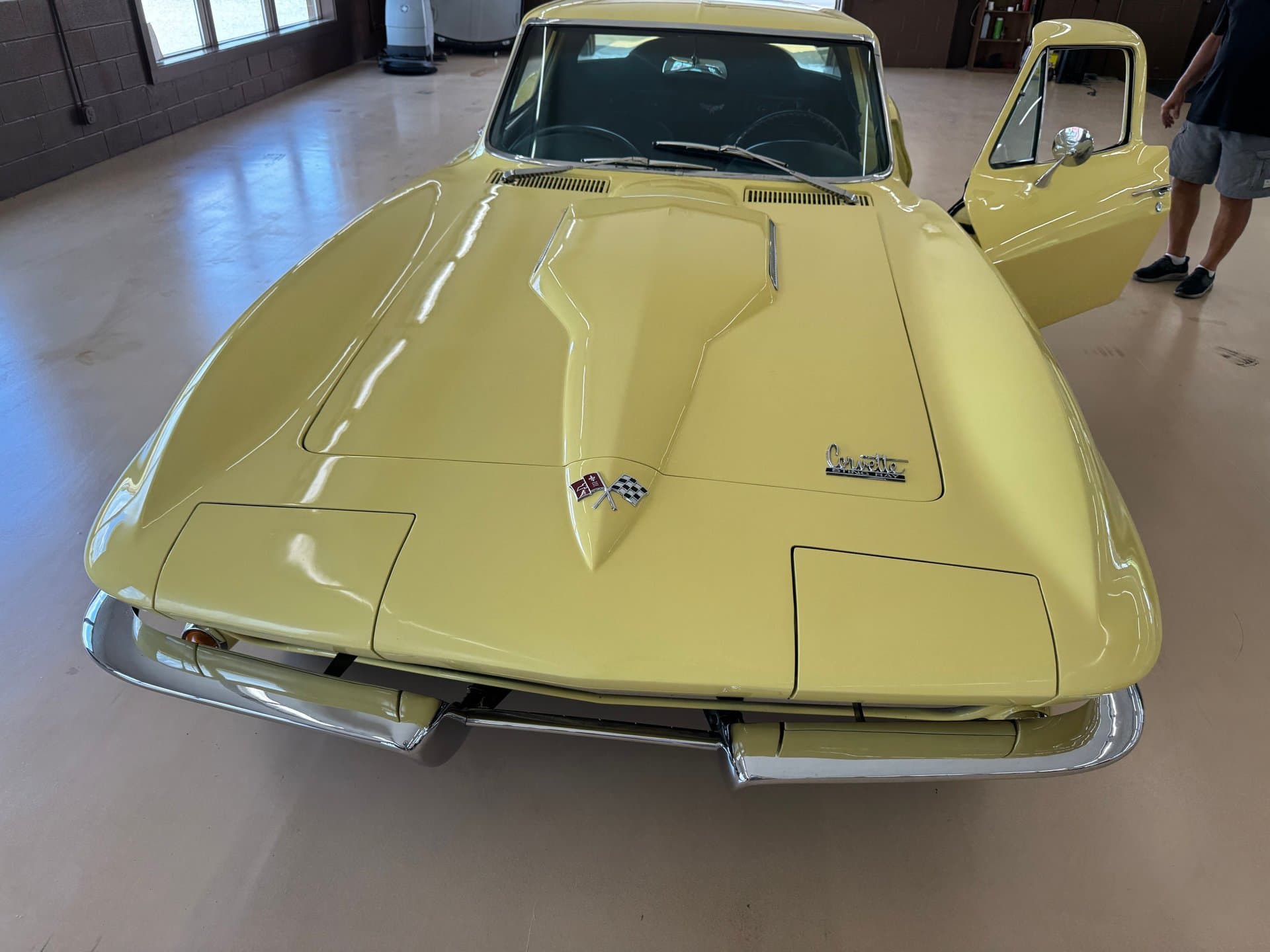 1966 Chevrolet Corvette thumbnail 4