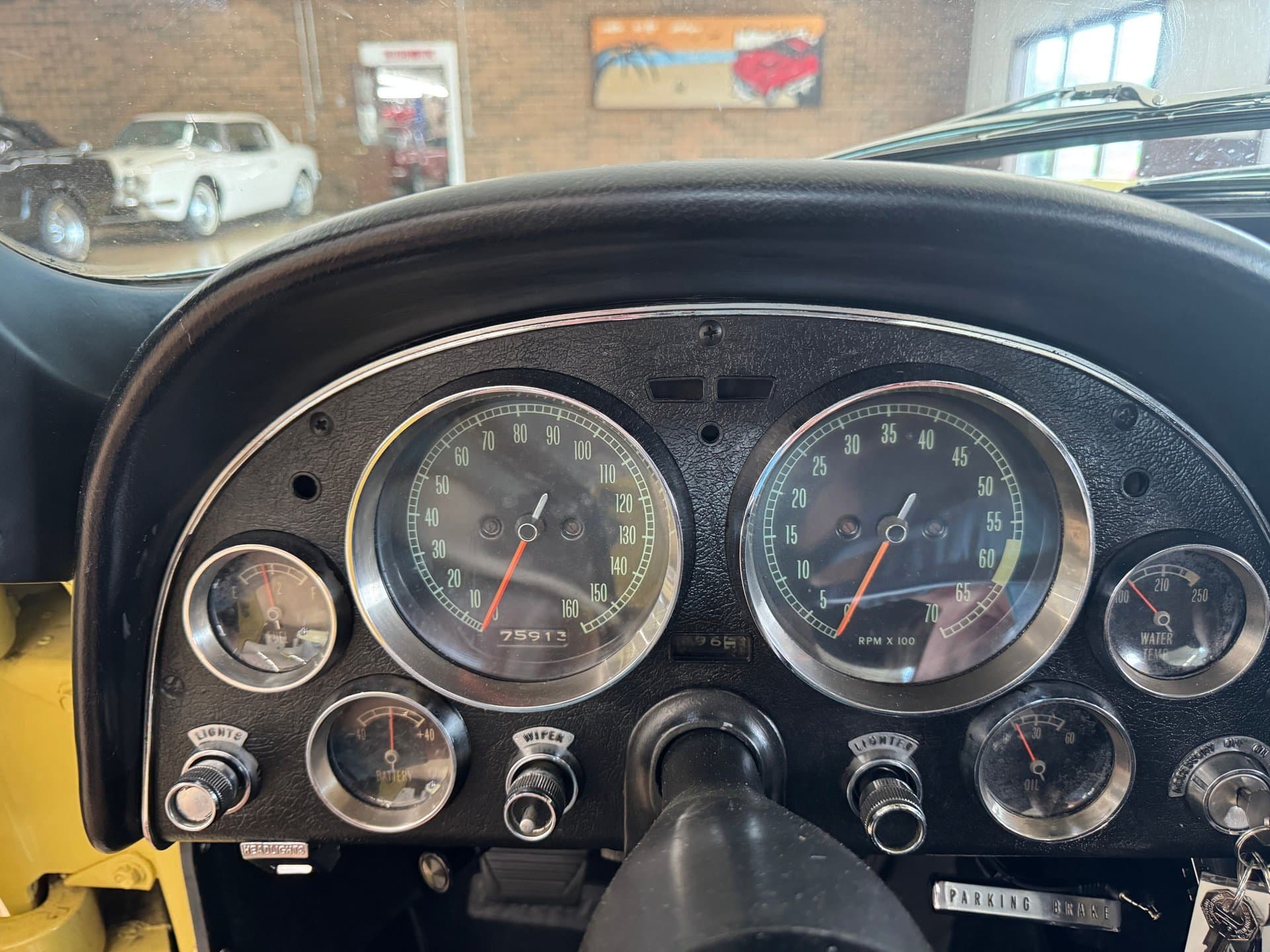 1966 Chevrolet Corvette thumbnail 19