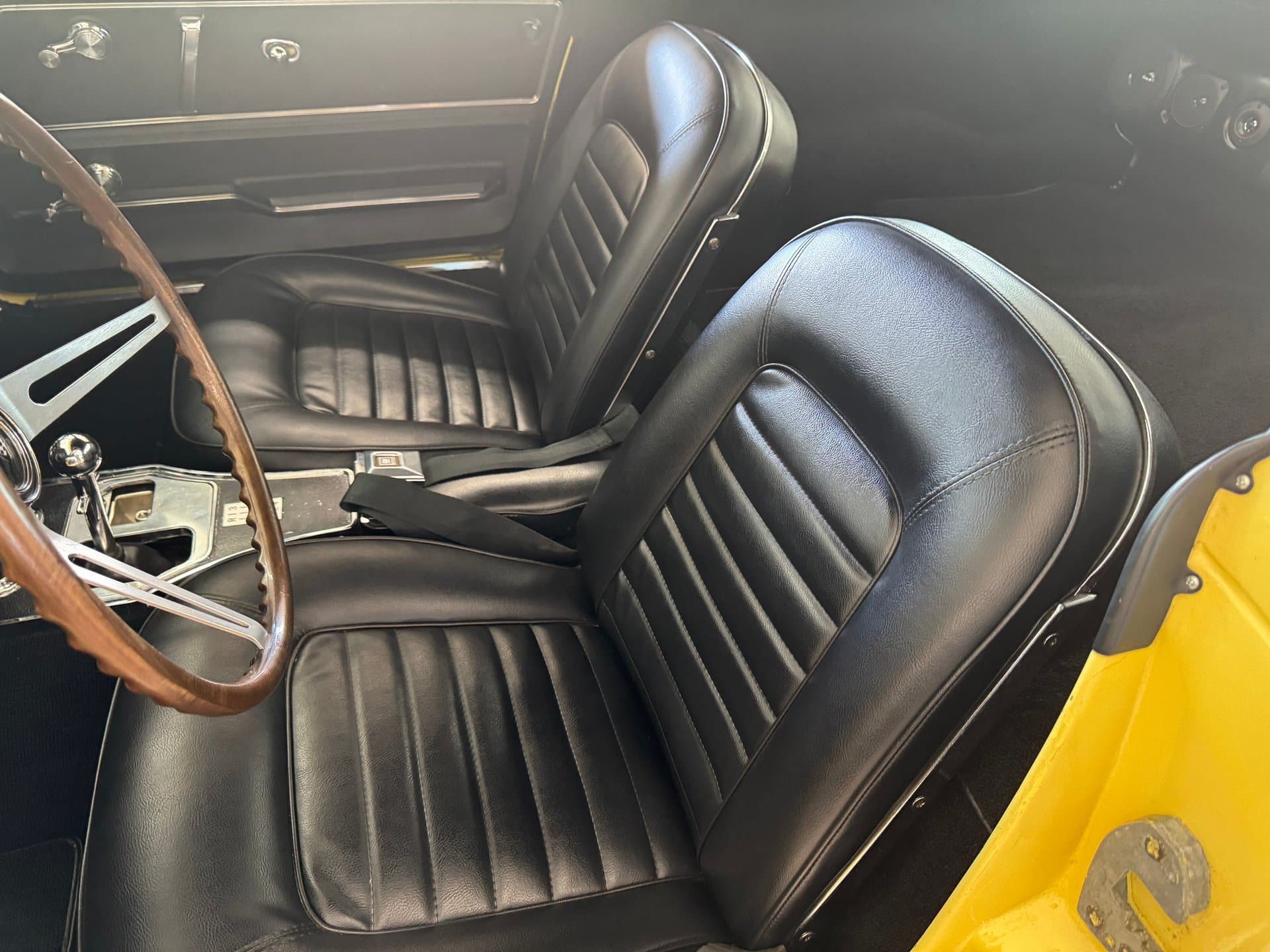 1966 Chevrolet Corvette thumbnail 18