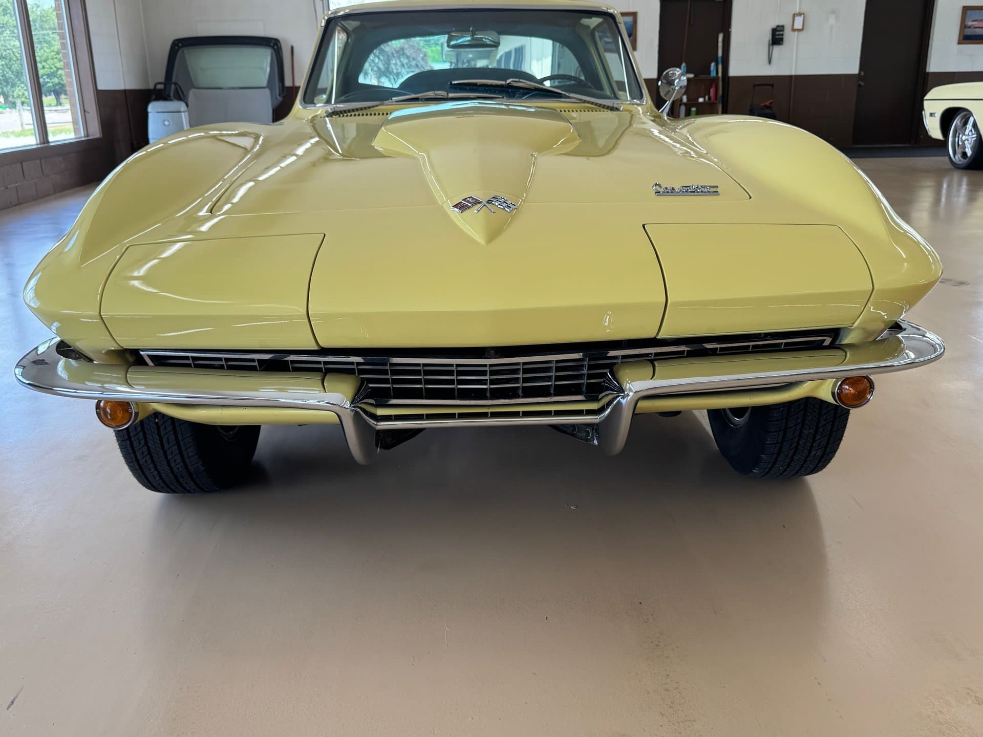 1966 Chevrolet Corvette thumbnail 5