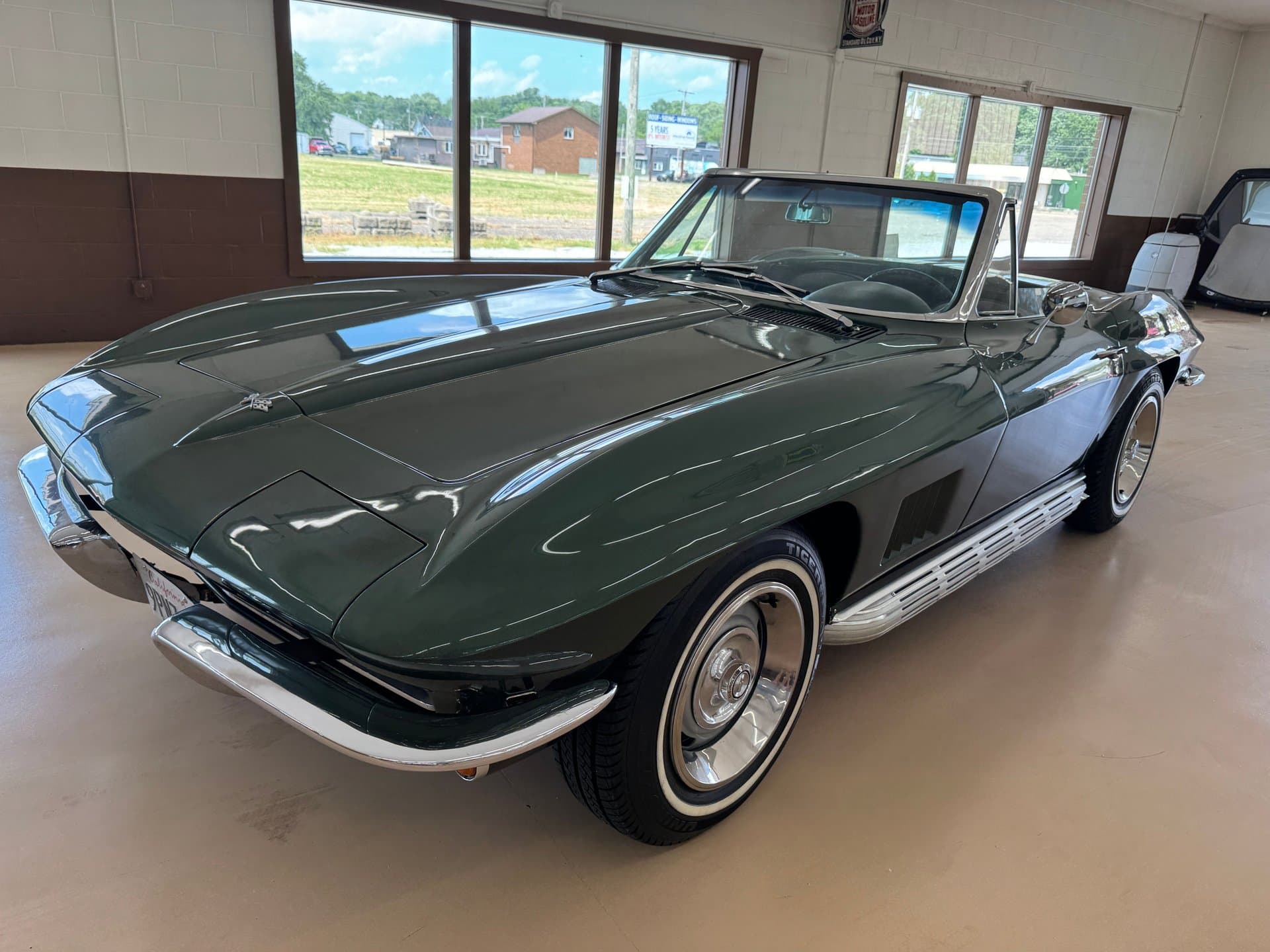 1967 Chevrolet Corvette thumbnail 5