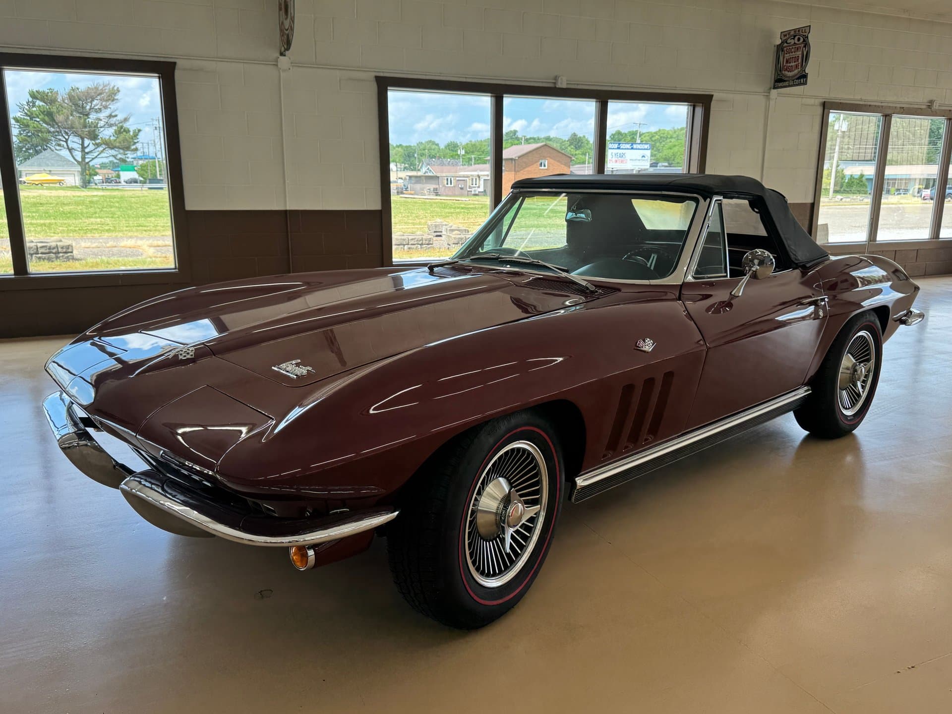 1966 Chevrolet Corvette thumbnail 8