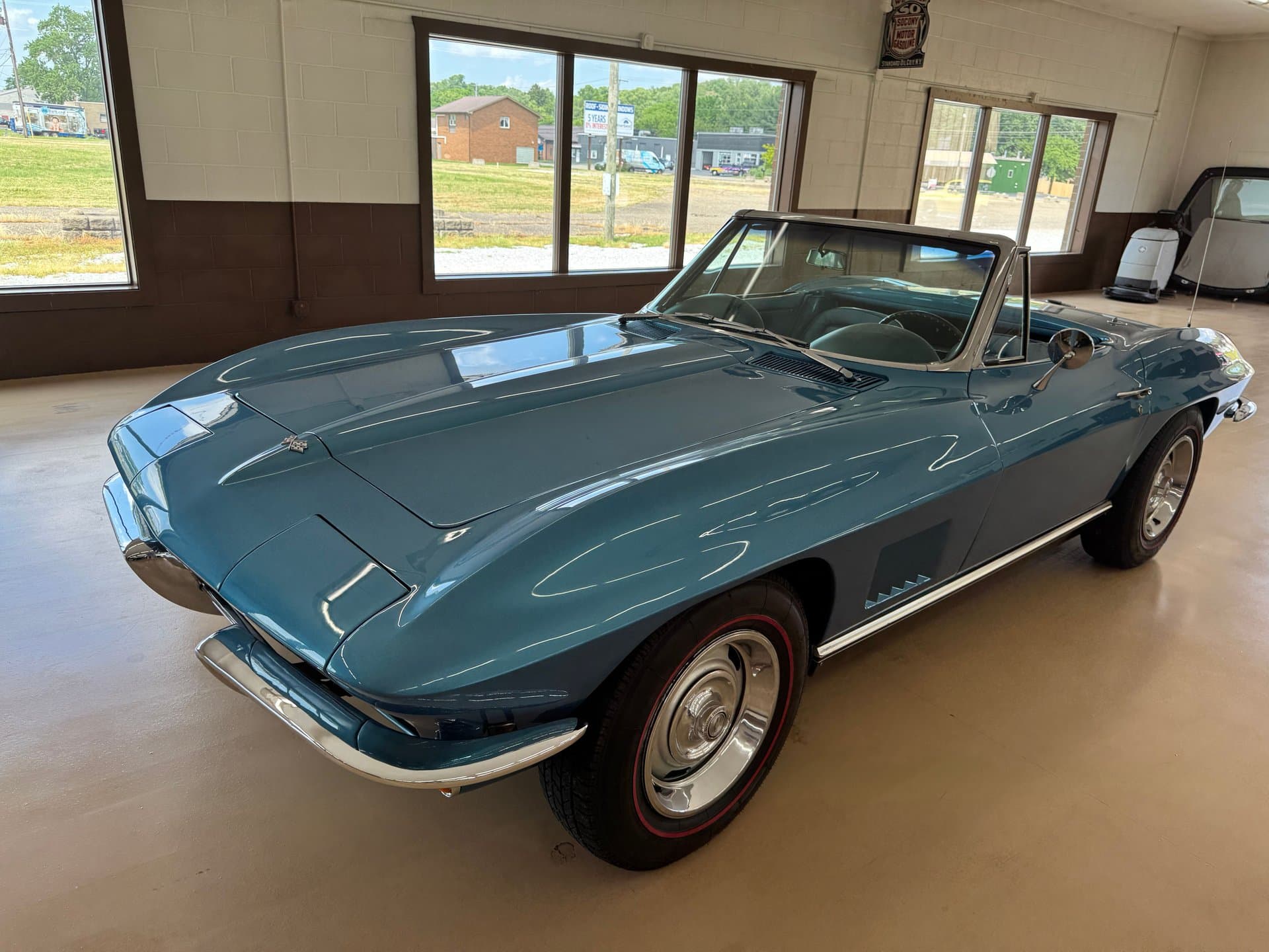 1967 Chevrolet Corvette thumbnail 10