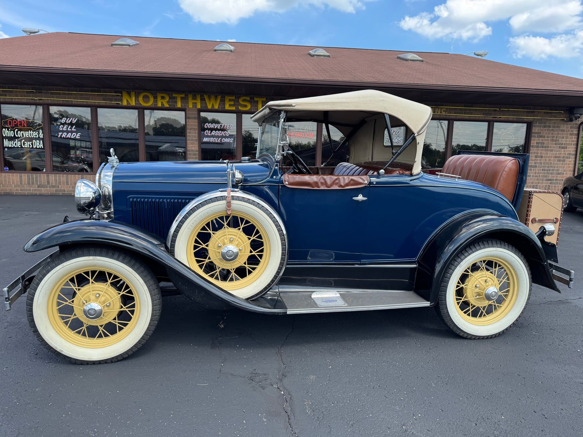 1930 Ford Model A thumbnail 4